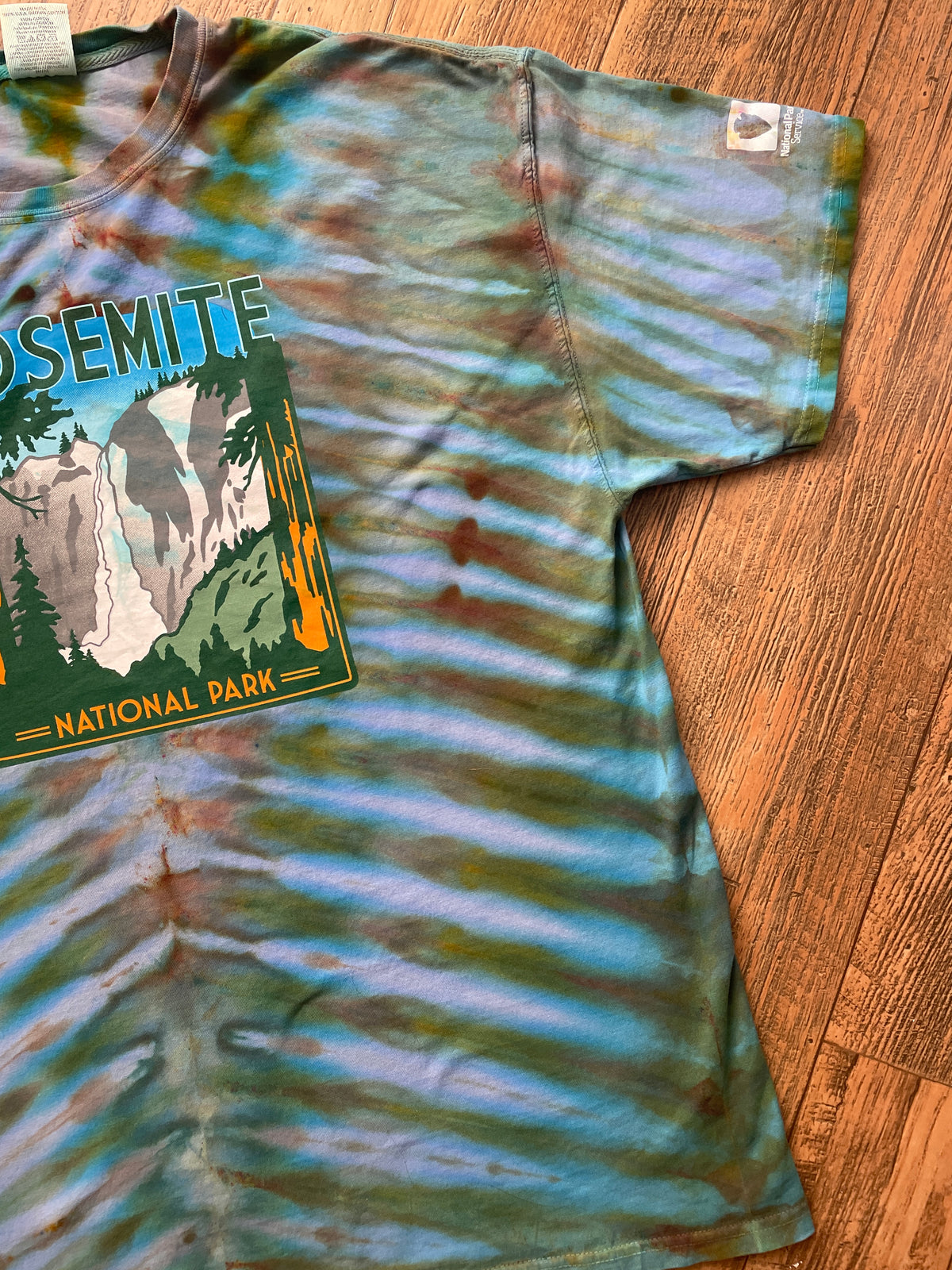 Yosemite National Park Blue and Brown Tie Dye Short Sleeve T-Shirt | Men's XL