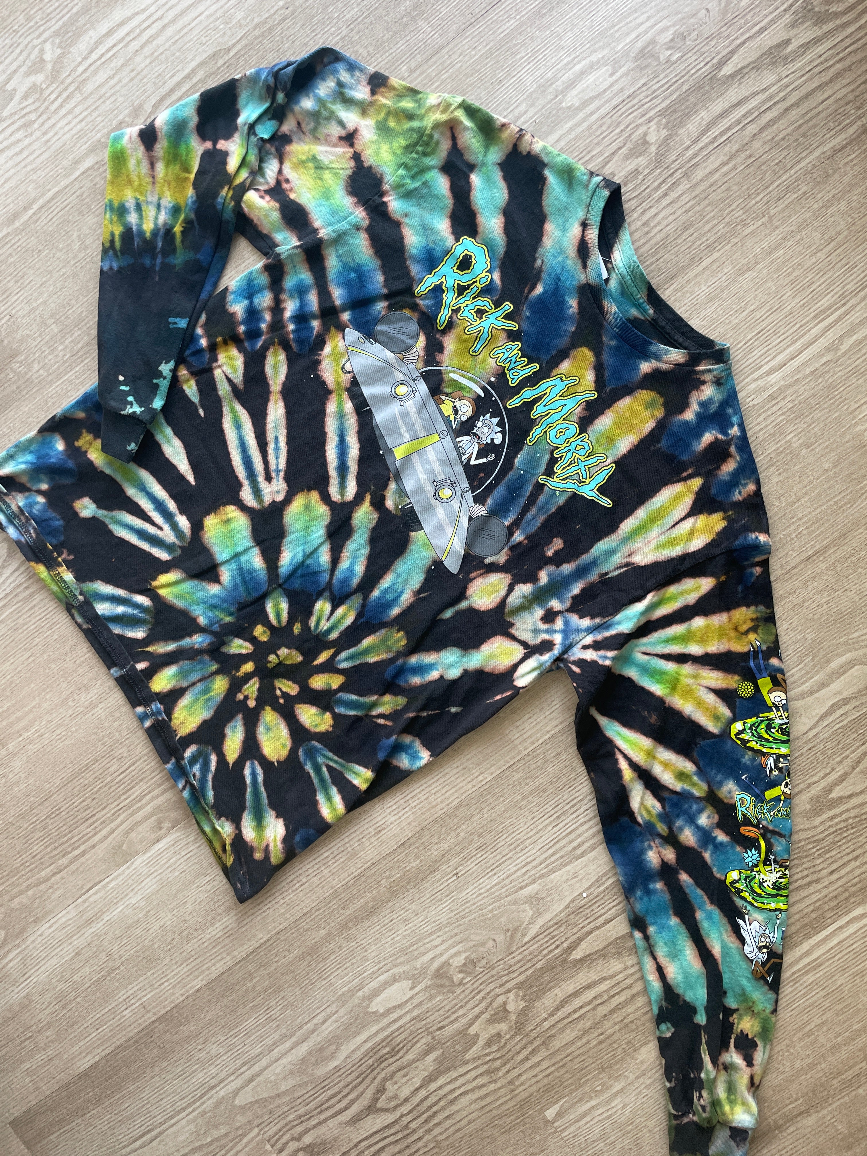 LARGE Men’s Rick and Morty Reverse Tie Dye Long Sleeve T-Shirt | One-Of-a-Kind Black, Blue, and Green Spiral Long Sleeve
