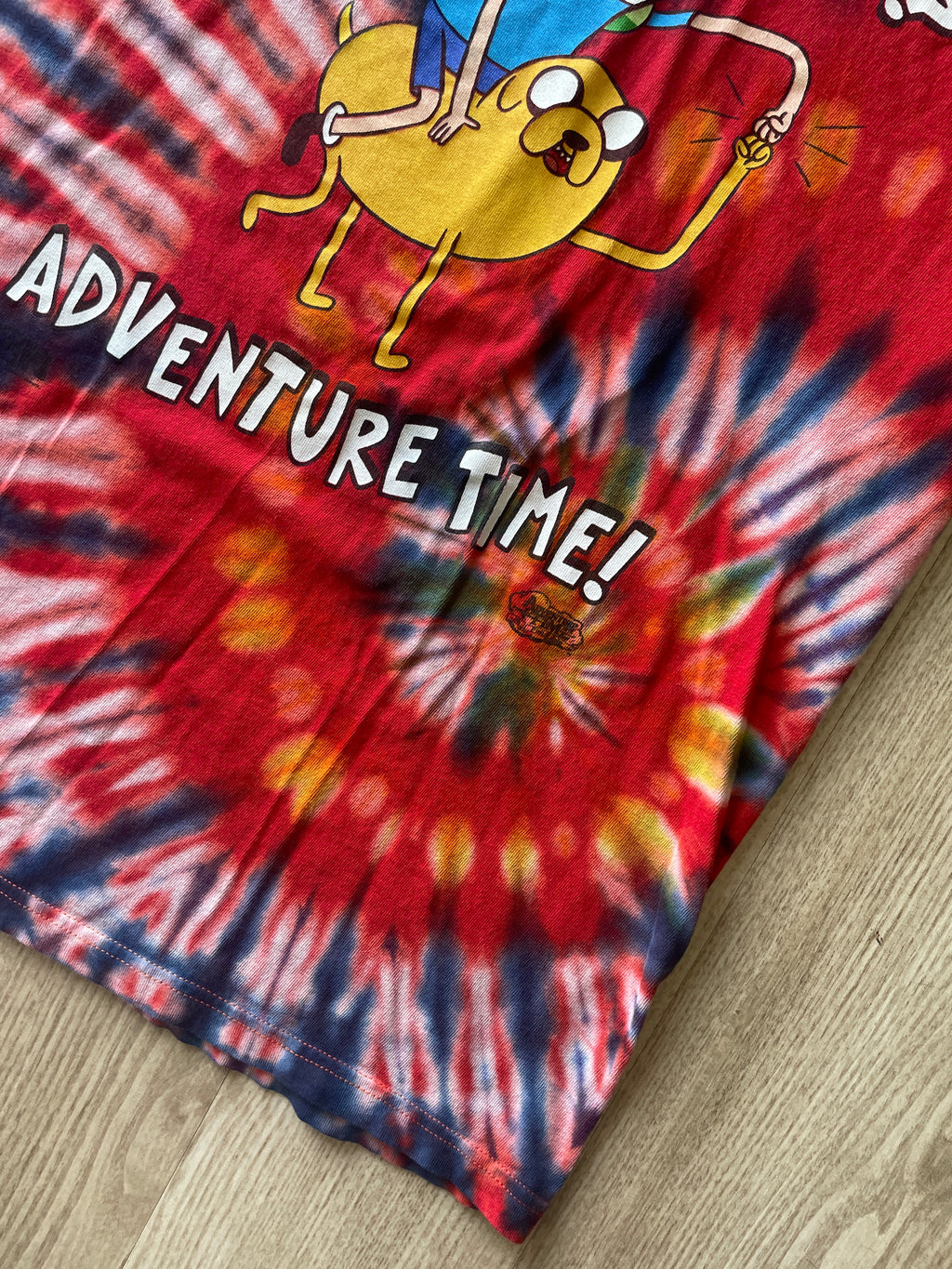 LARGE Men’s Adventure Time Reverse Tie Dye T-Shirt | One-Of-a-Kind Red Rainbow Spiral Short Sleeve