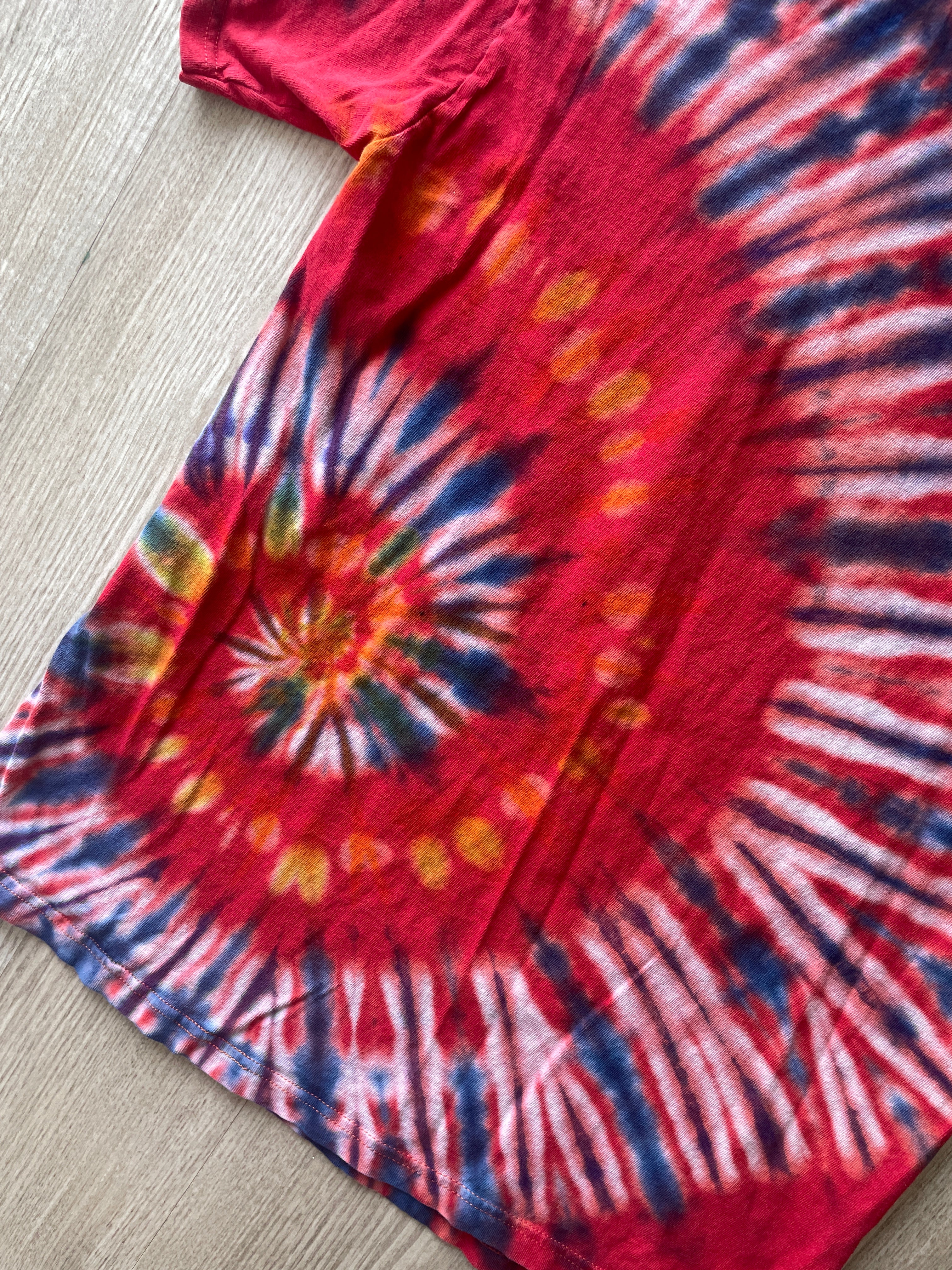 LARGE Men’s Adventure Time Reverse Tie Dye T-Shirt | One-Of-a-Kind Red Rainbow Spiral Short Sleeve