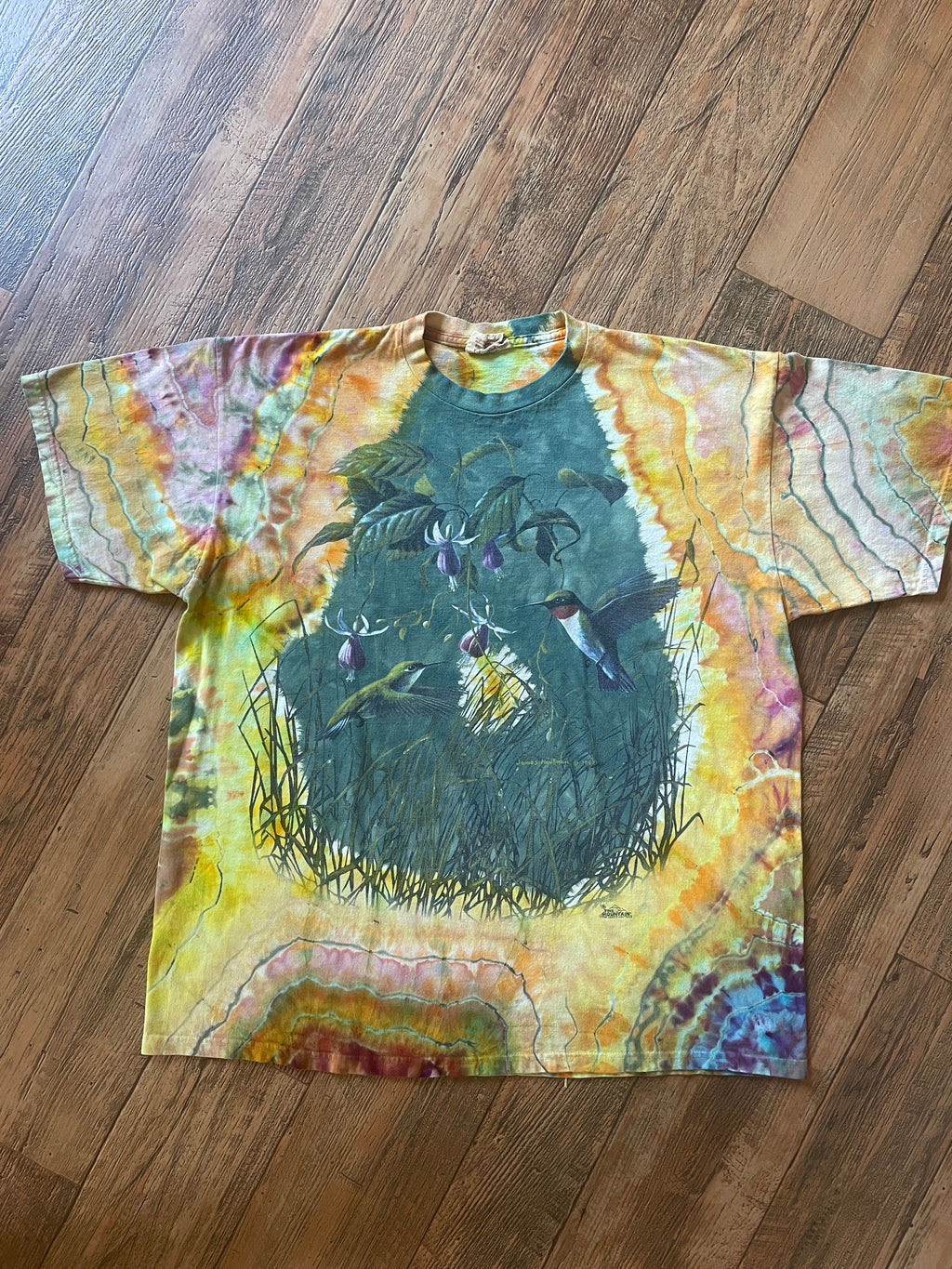 Vintage Hummingbirds Pink and Orange Reverse Tie Dye Short Sleeve T-Shirt | Men's XL