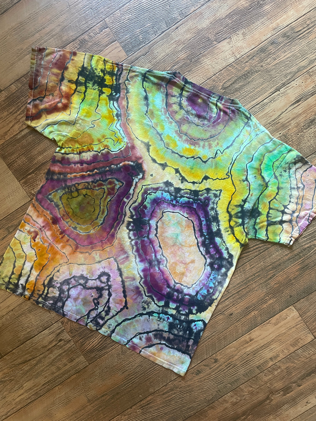 Jungle Cats Rainbow Reverse Tie Dye Short Sleeve T-Shirt | Men's Large