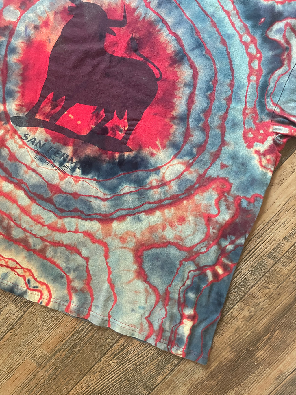 San Fermin, Spain Running of the Bulls Red and Black Tie Dye Short Sleeve T-Shirt | Men's XL