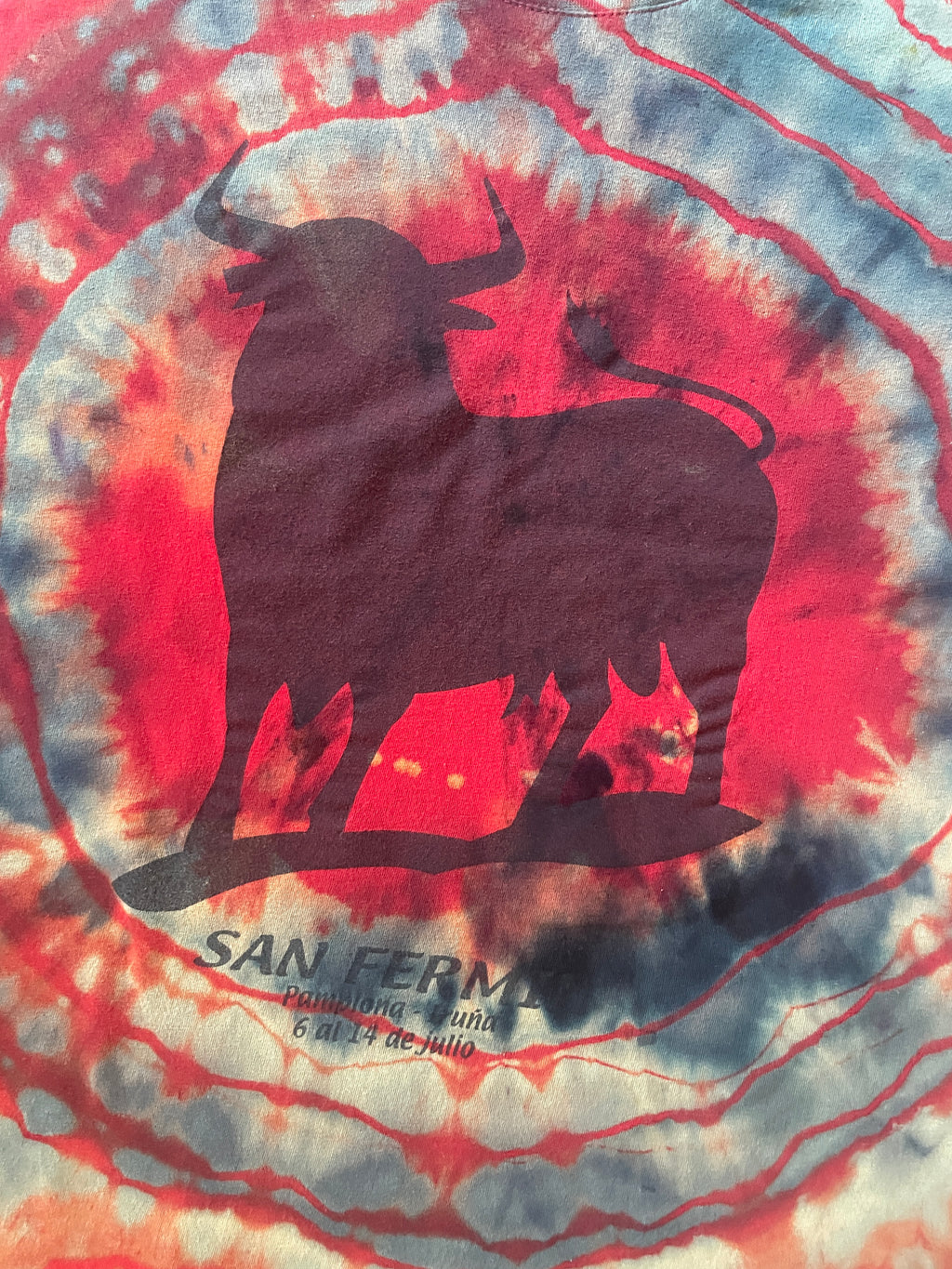 San Fermin, Spain Running of the Bulls Red and Black Tie Dye Short Sleeve T-Shirt | Men's XL