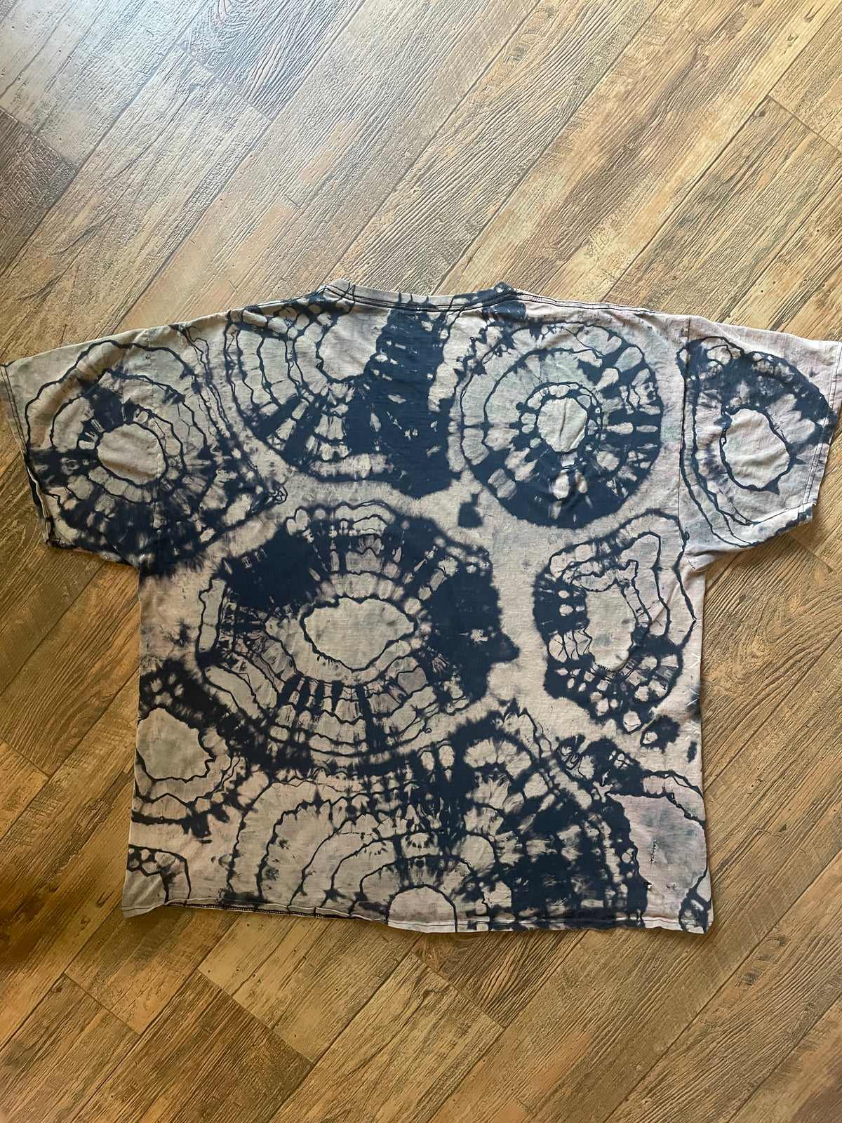 Pitbull Guard Dog Earth Tones Reverse Tie Dye Short Sleeve T-Shirt | Men's 3XL