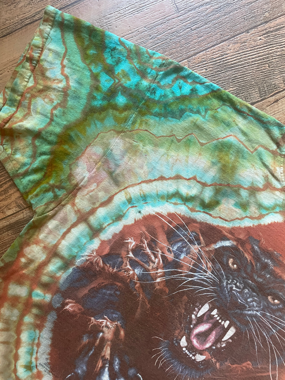 Jaguar Pouncing Orange and Green Geode Reverse Tie Dye Short Sleeve T-Shirt | Men's 3XL