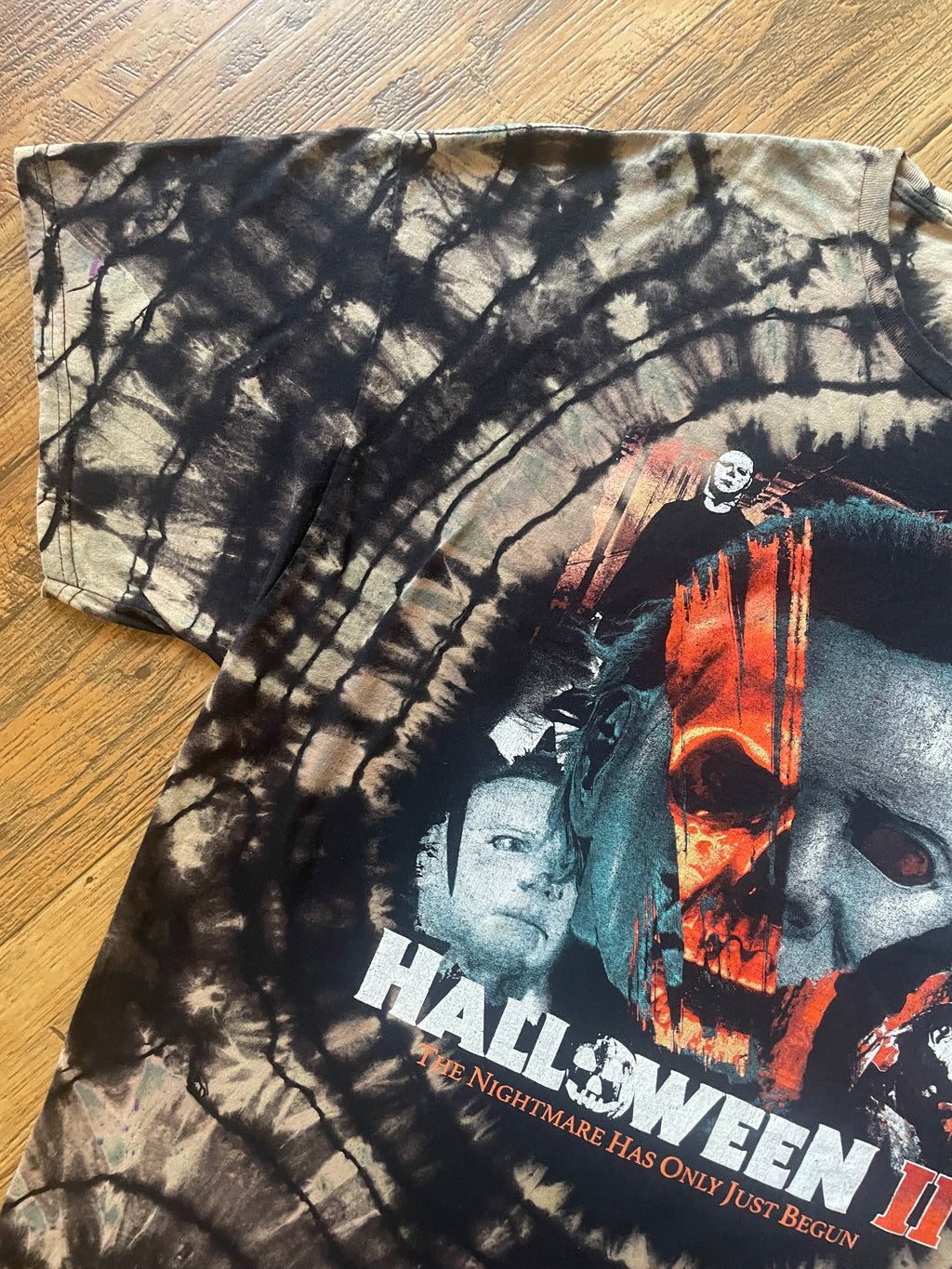 Halloween II Michael Myers Reverse Tie Dye Short Sleeve T-Shirt | Men's 3XL