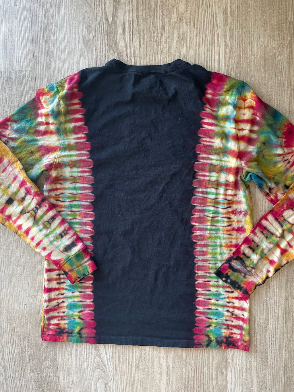 LARGE Men’s Run DMC Reverse Tie Dye Long Sleeve T-Shirt | One-Of-a-Kind Upcycled Black and Red Pleated Top