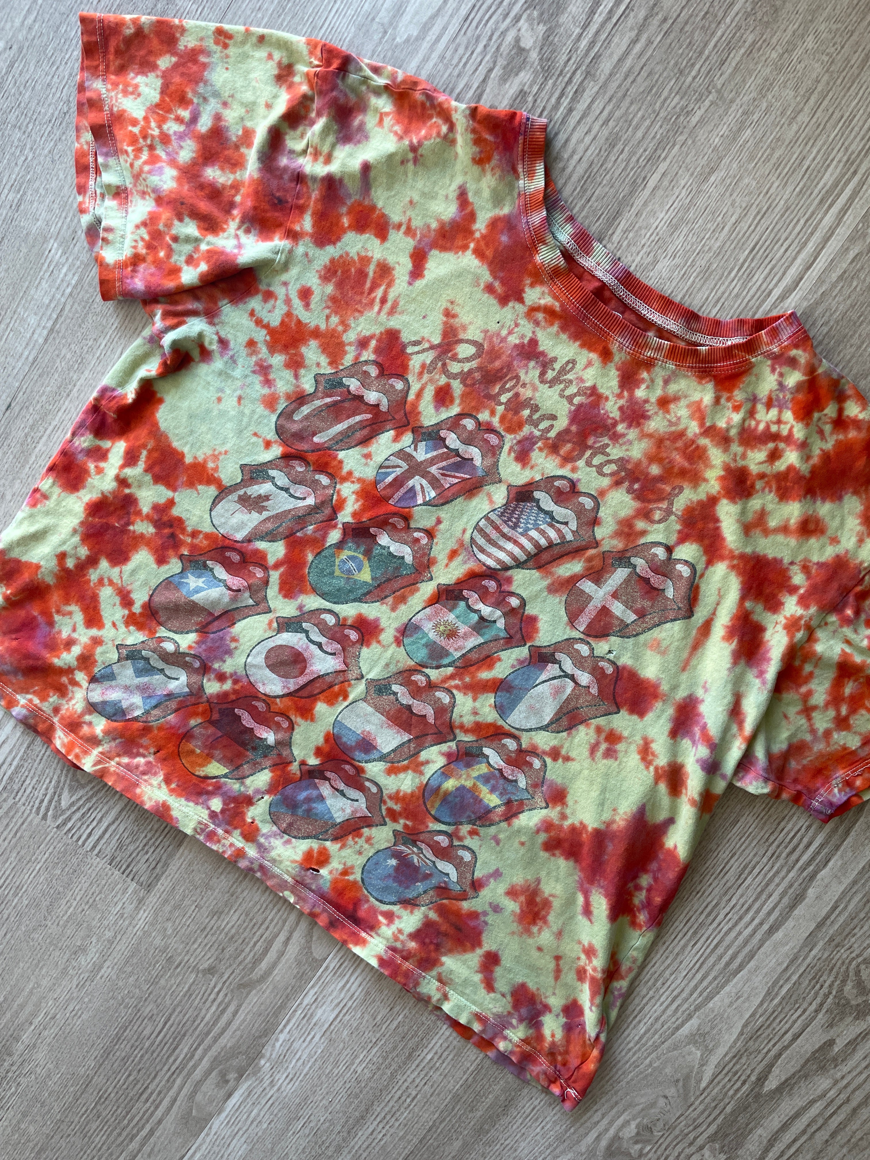 XL Women’s Rolling Stones Hot Lips Around the World T-Shirt | Yellow and Orange Crumpled Tie Dye Short Sleeve