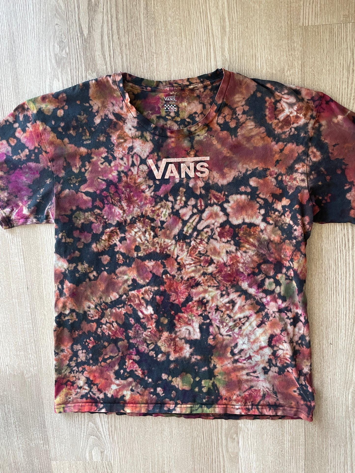 XL Men’s Vans Floral Handmade Reverse Tie Dye T-Shirt | One-Of-a-Kind Black and Red Short Sleeve