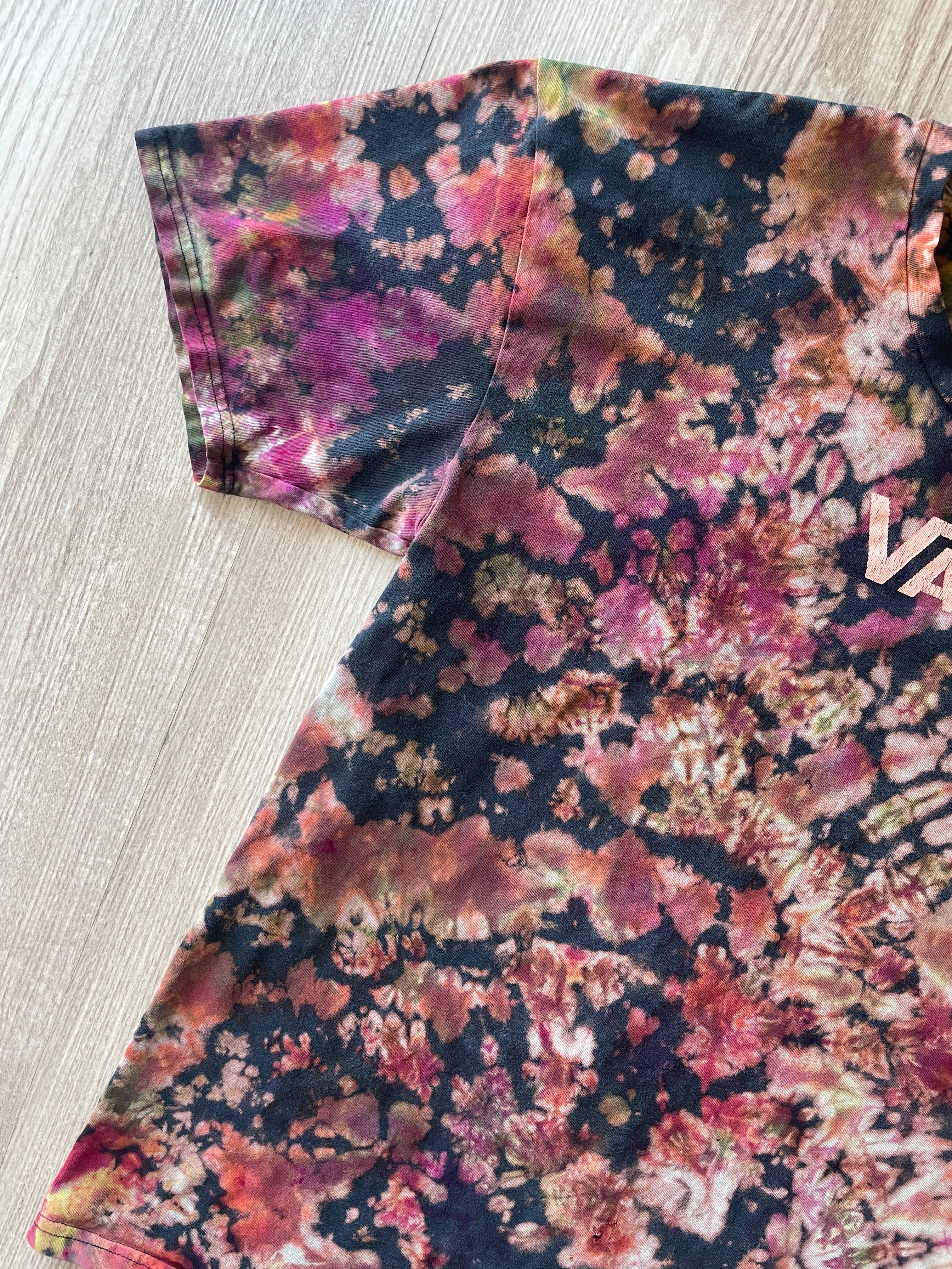 XL Men’s Vans Floral Handmade Reverse Tie Dye T-Shirt | One-Of-a-Kind Black and Red Short Sleeve