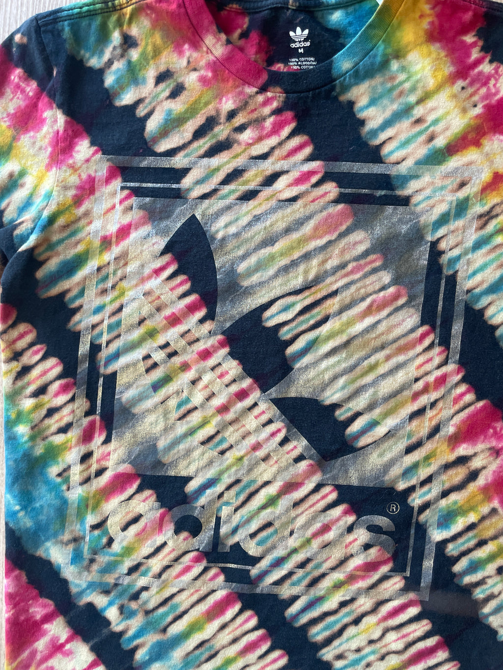 MEDIUM Men’s adidas Handmade Reverse Tie Dye Long Sleeve T-Shirt | Black, Red, Yellow, and Blue Pleated Long Sleeve