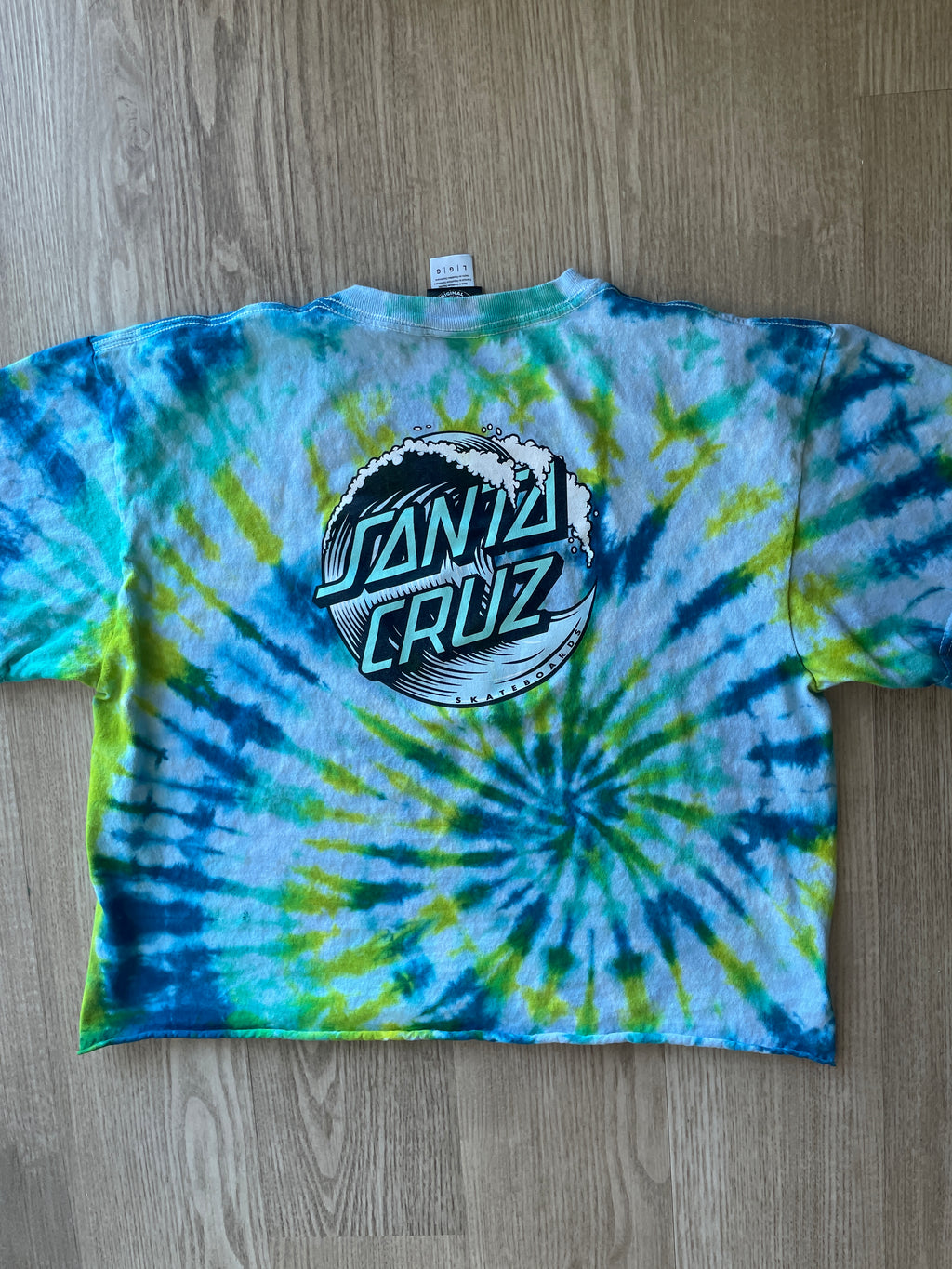 LARGE Men’s Santa Cruz Tie Dye Short Sleeve Crop Top | One-Of-a-Kind Upcycled Green and Blue Spiral Top