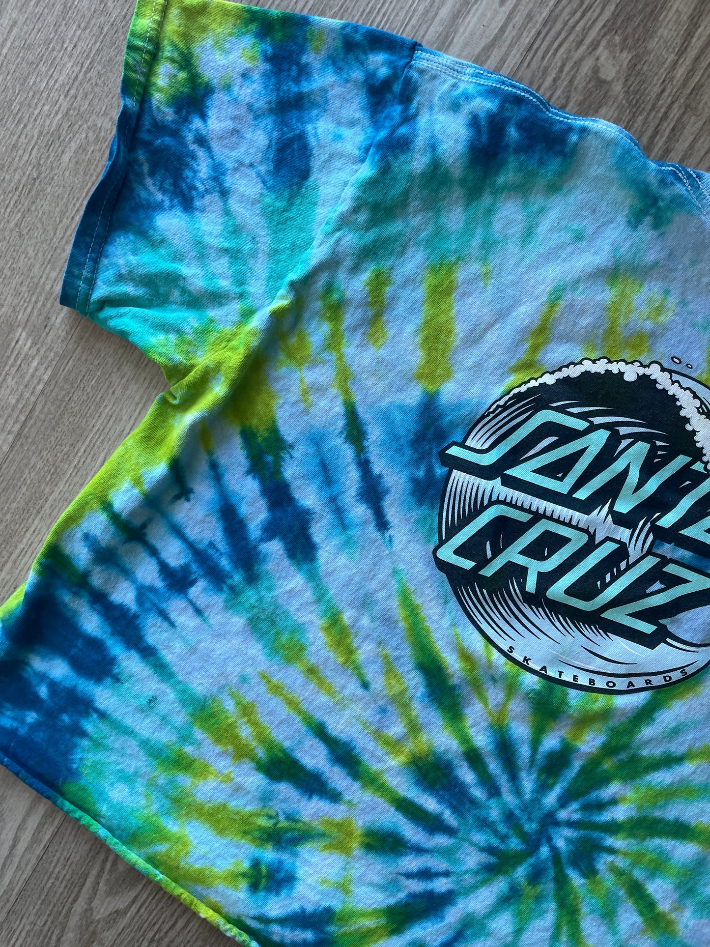 LARGE Men’s Santa Cruz Tie Dye Short Sleeve Crop Top | One-Of-a-Kind Upcycled Green and Blue Spiral Top