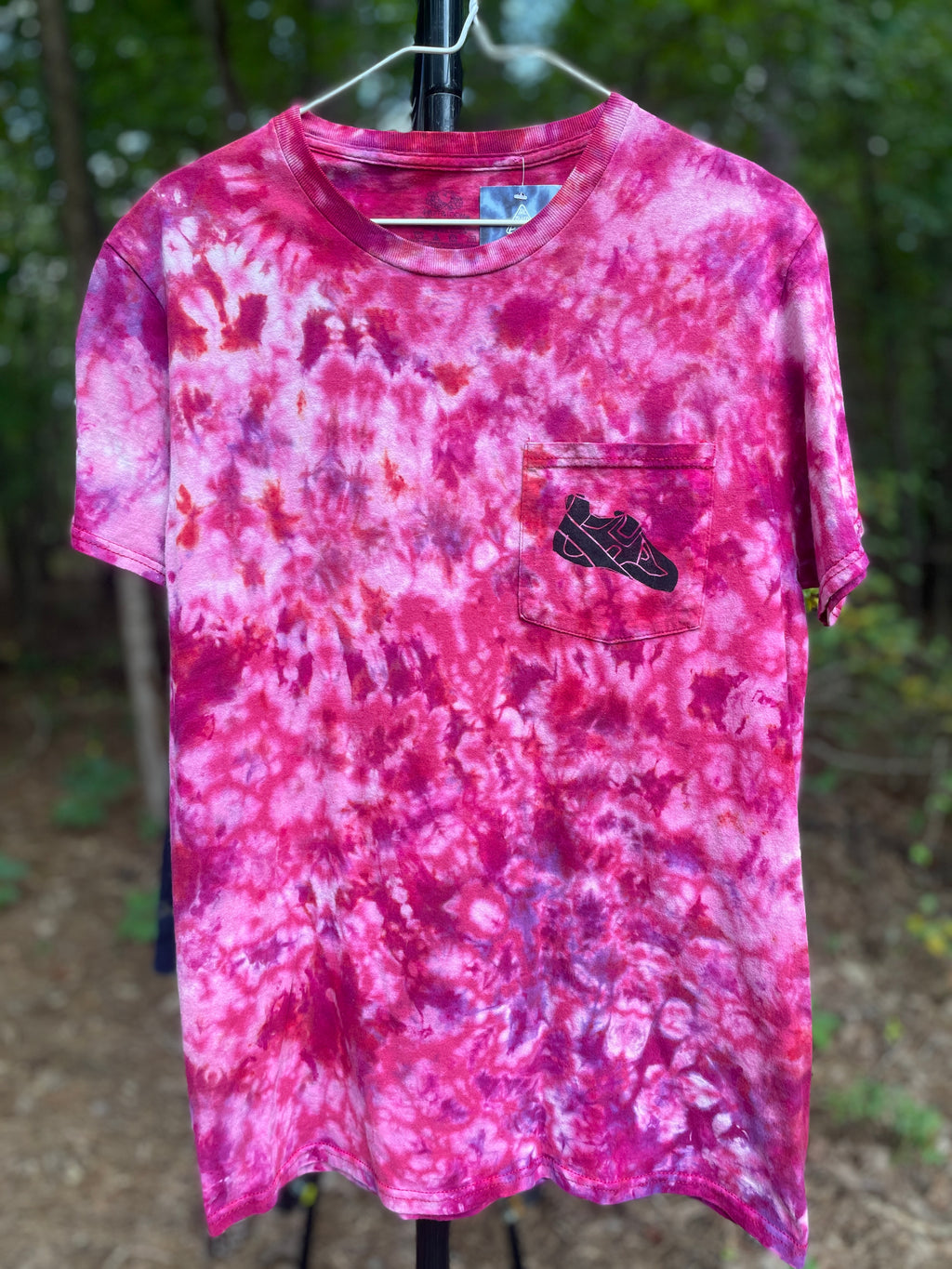 Men's Medium Climbing Shoe Tie Dye Short Sleeve T-Shirt