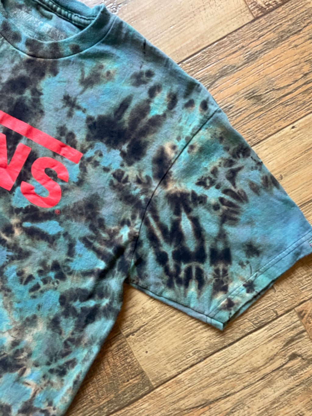Vans Black and Blue Reverse Tie Dye Short Sleeve T-Shirt | Men's Medium