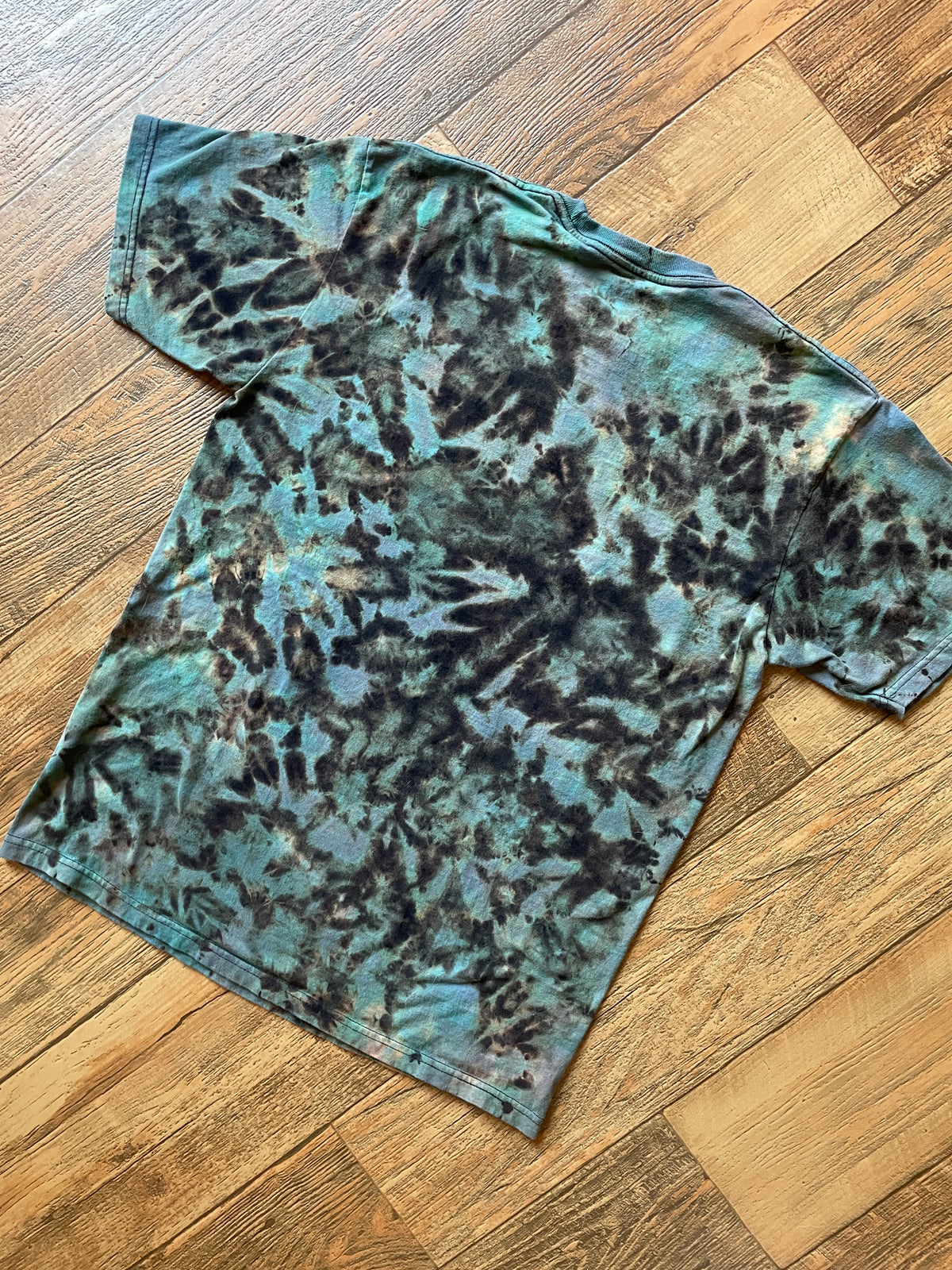 Vans Black and Blue Reverse Tie Dye Short Sleeve T-Shirt | Men's Medium