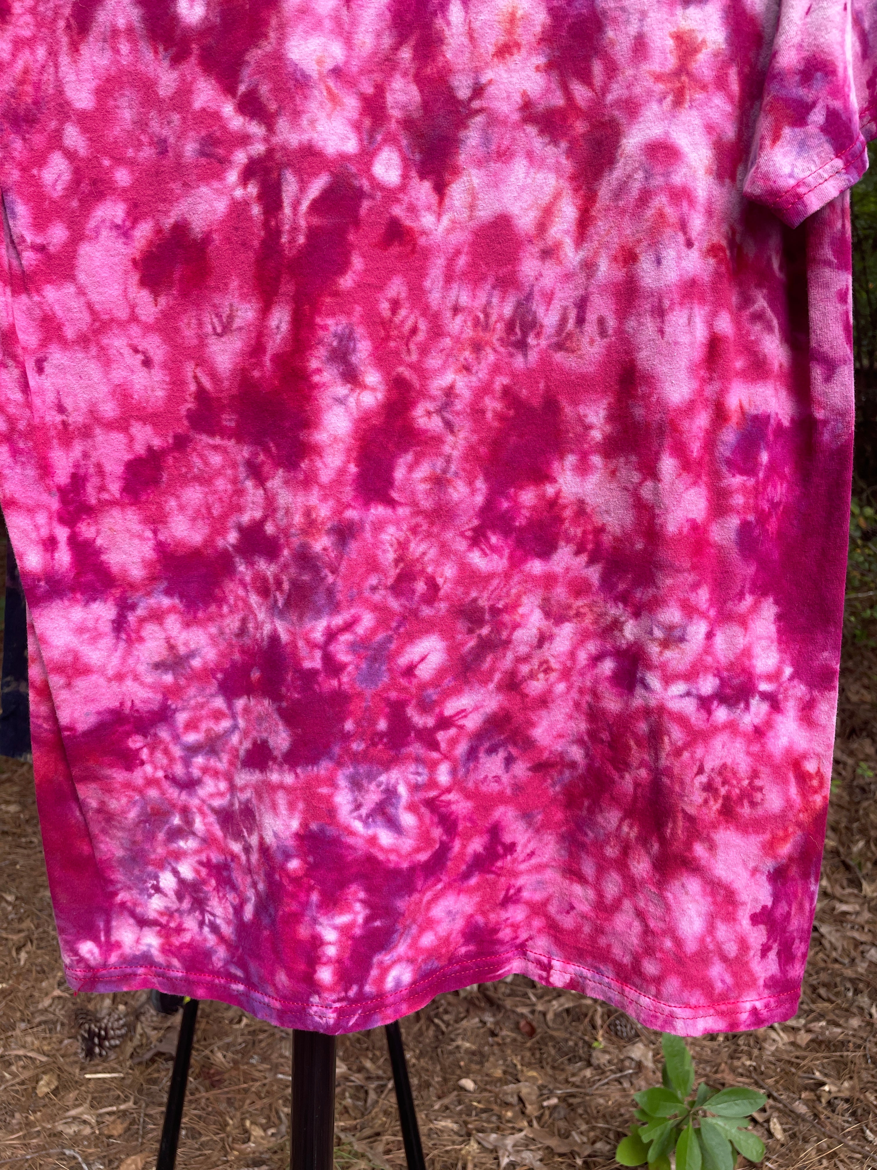 Men's Medium Climbing Shoe Tie Dye Short Sleeve T-Shirt