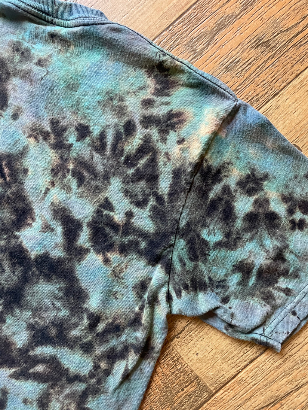 Vans Black and Blue Reverse Tie Dye Short Sleeve T-Shirt | Men's Medium