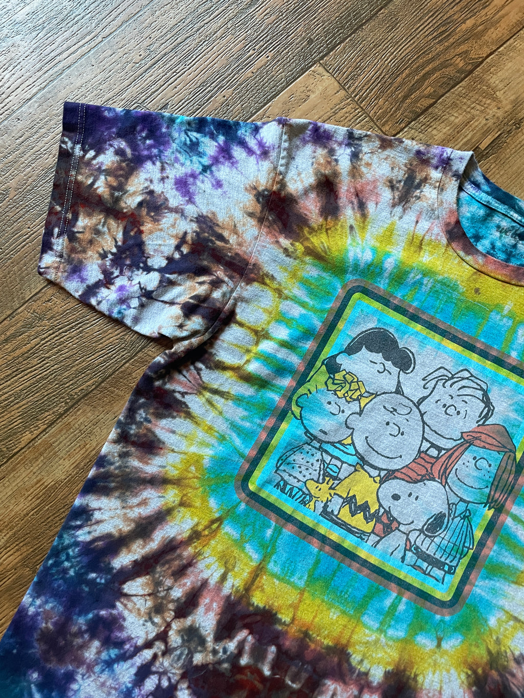 The Peanuts Rainbow Crumples Tie Dye Short Sleeve T-Shirt | Men's XXL