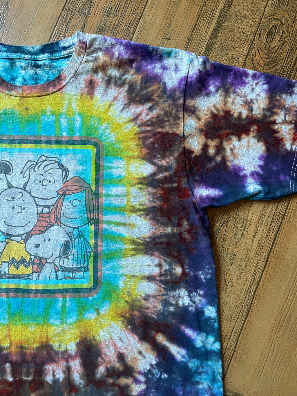 The Peanuts Rainbow Crumples Tie Dye Short Sleeve T-Shirt | Men's XXL