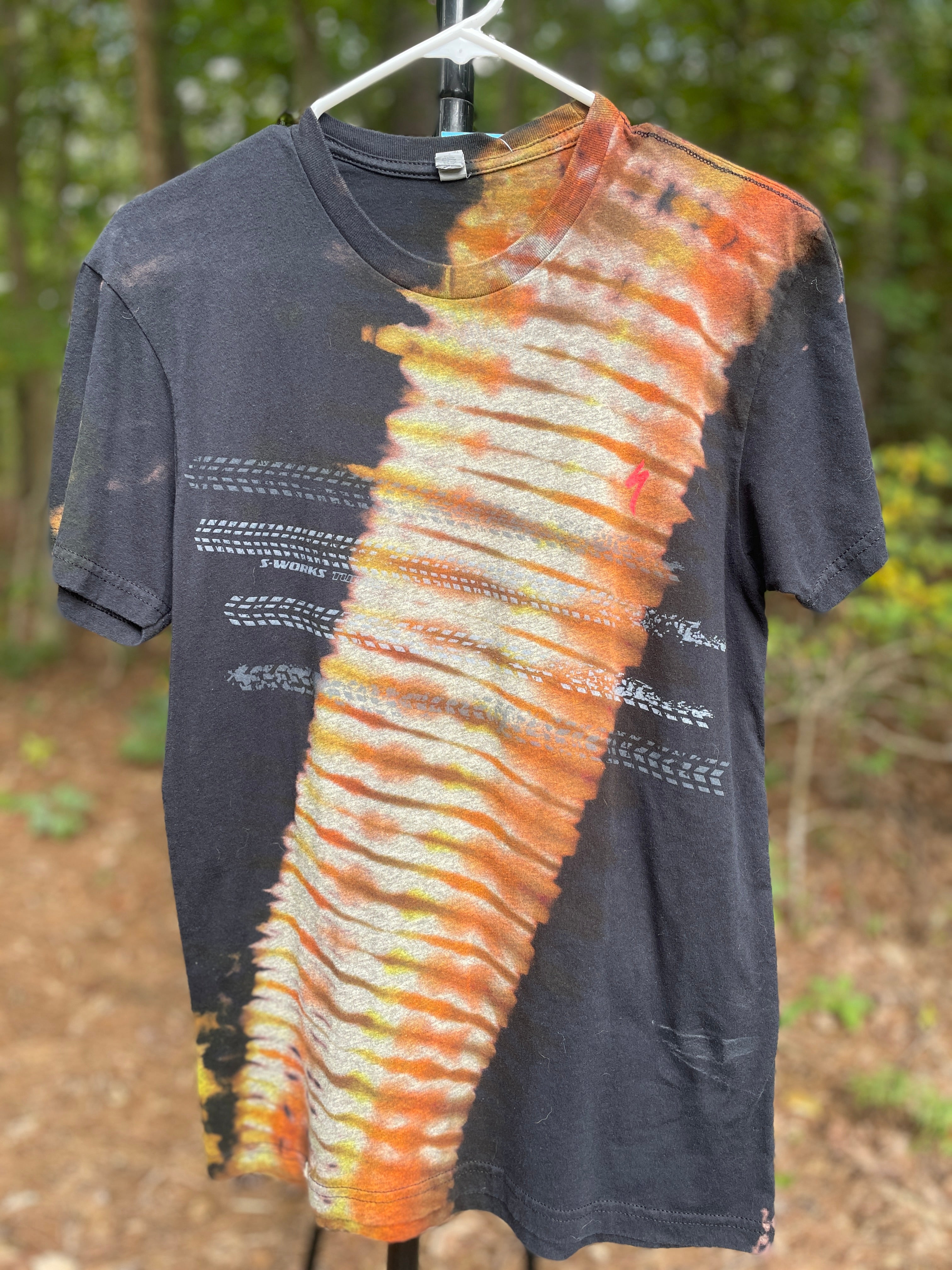 Specialized Bike Tracks Short Sleeve Bleach Dye T-Shirt (Men's Medium)