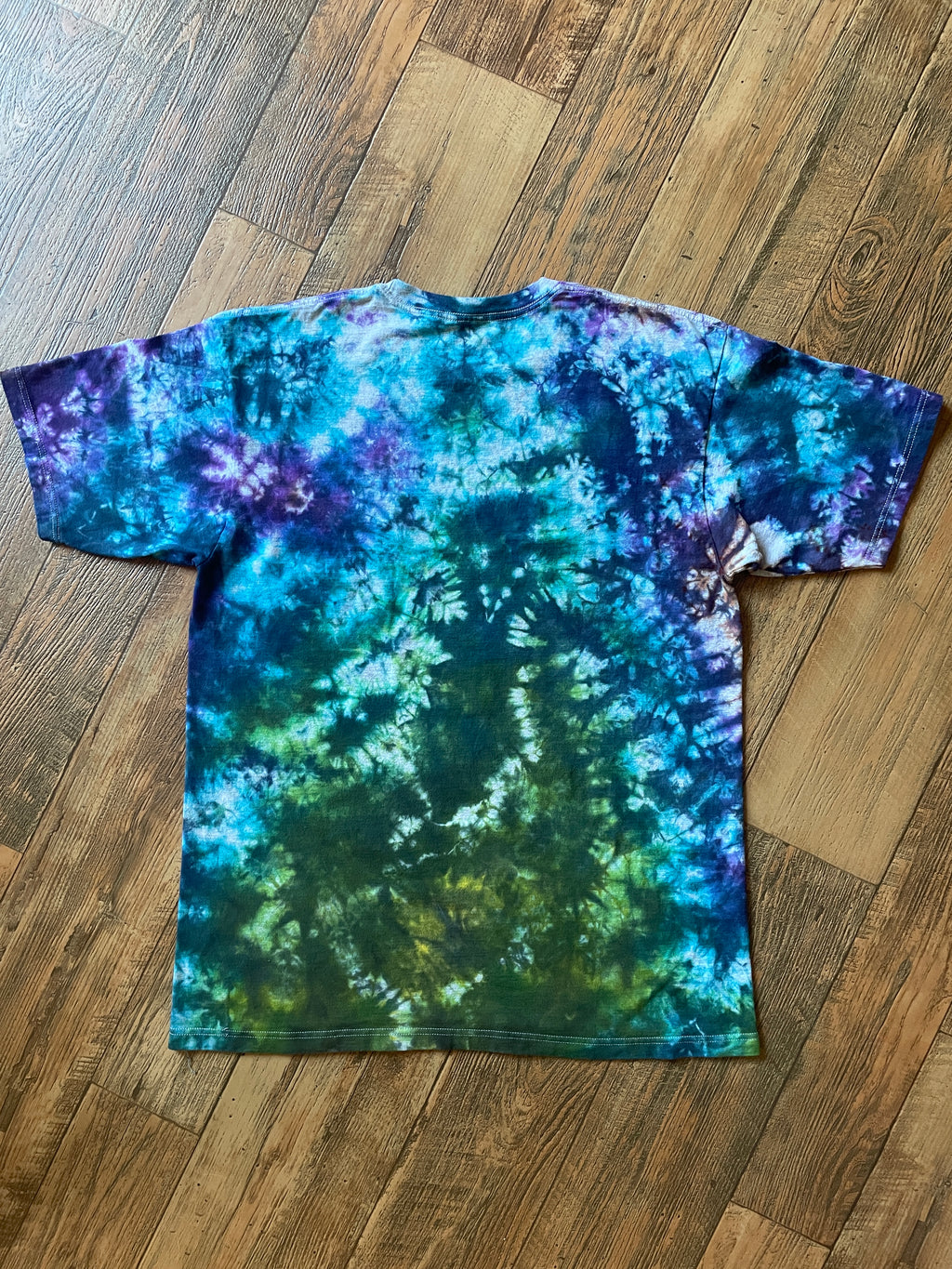 The Peanuts Rainbow Crumples Tie Dye Short Sleeve T-Shirt | Men's XXL