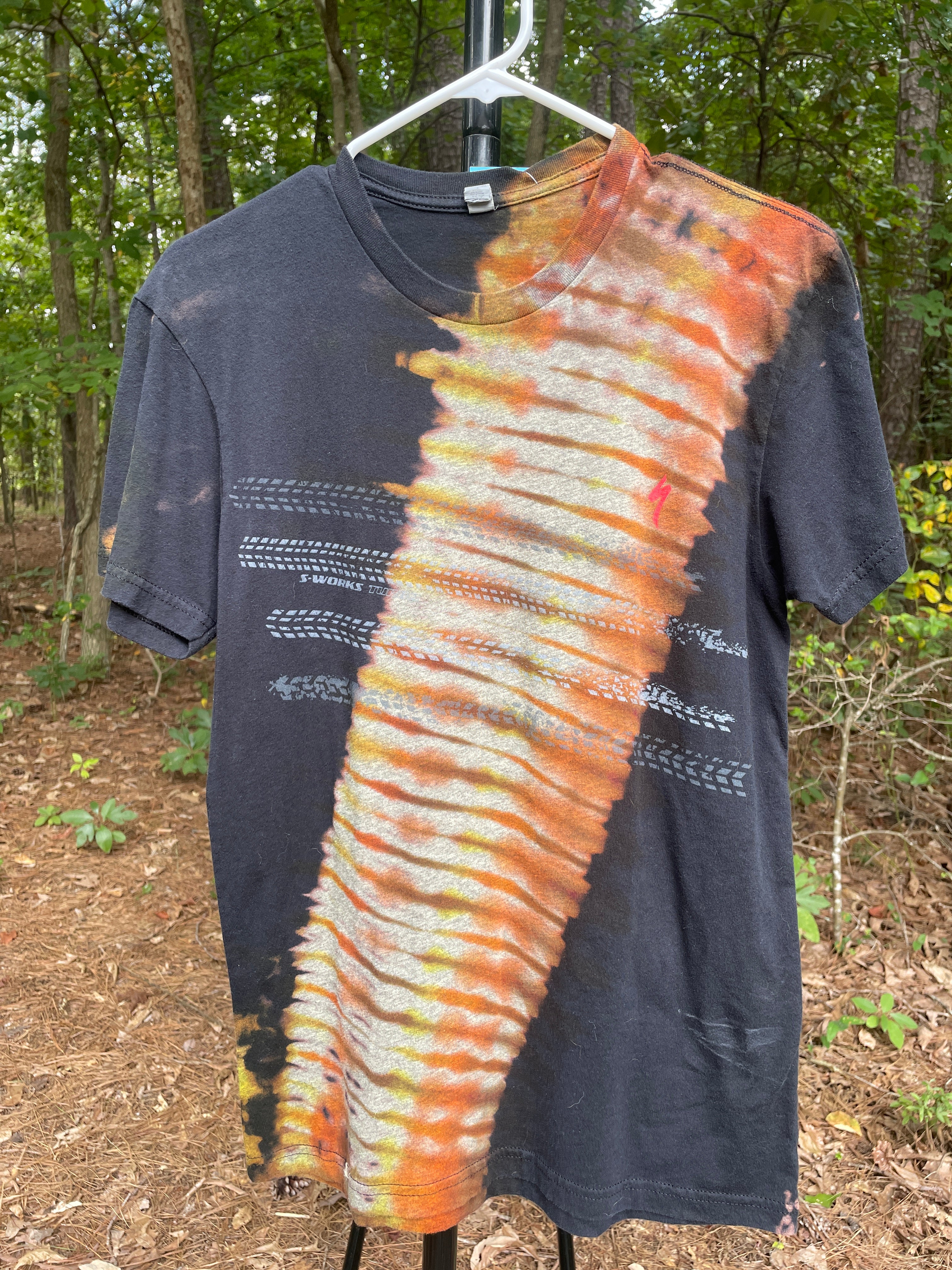 Specialized Bike Tracks Short Sleeve Bleach Dye T-Shirt (Men's Medium)