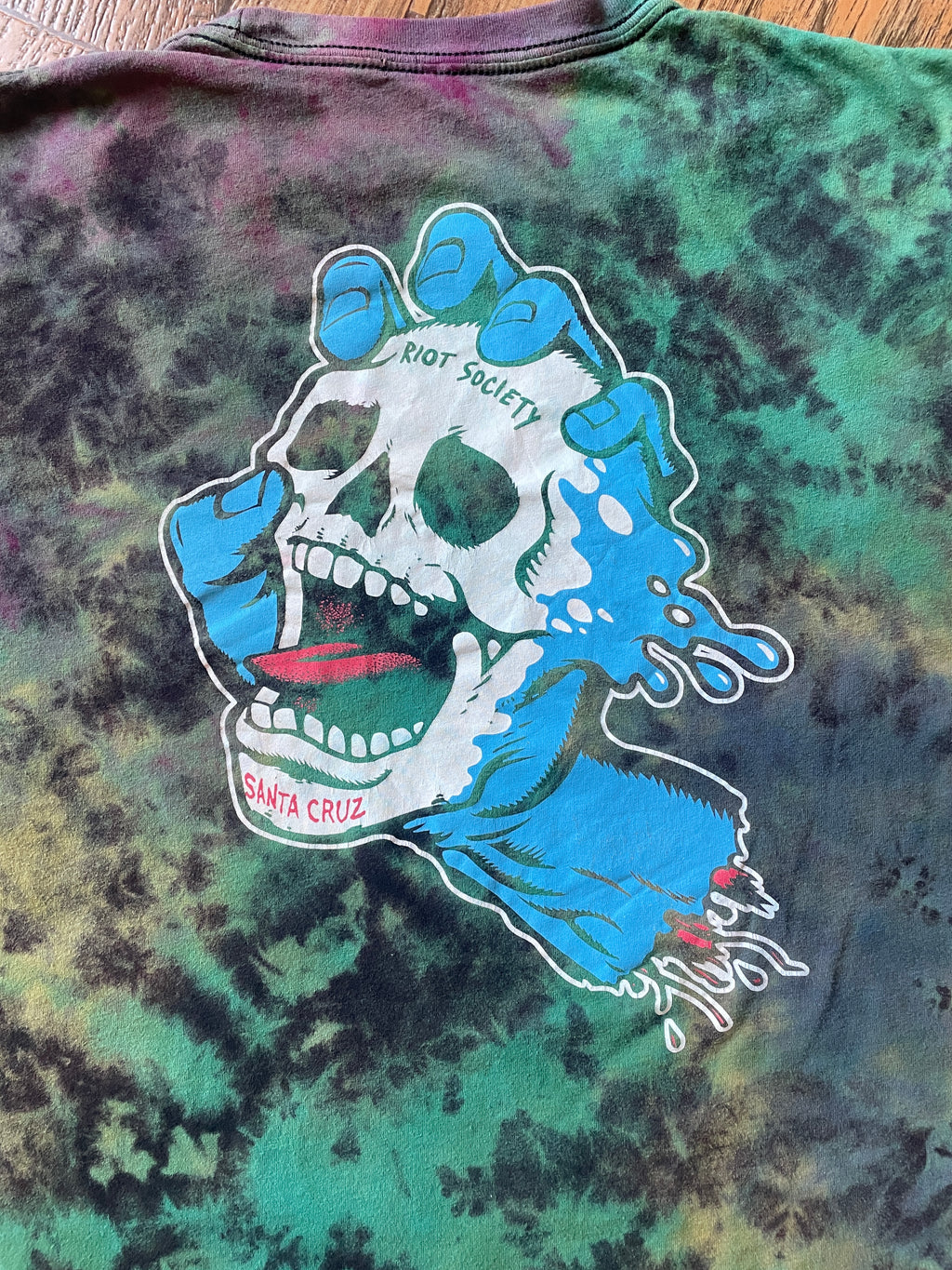Santa Cruz X Riot Society Black and Blue Reverse Tie Dye Short Sleeve T-Shirt | Men's Large