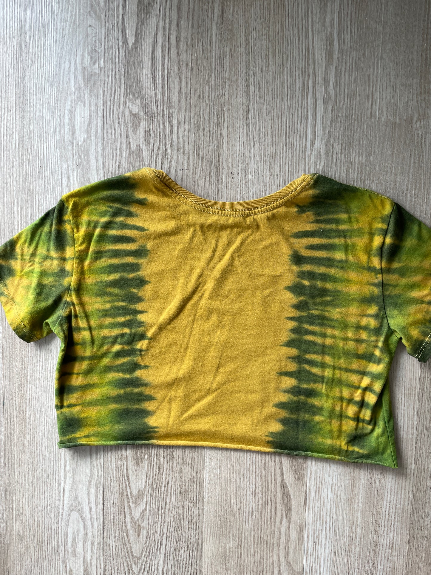 XL Women’s Cacti and Desert Plants Handmade Tie Dye Crop Top | One-Of-a-Kind Yellow and Green Pleated Short Sleeve Cropped T-Shirt