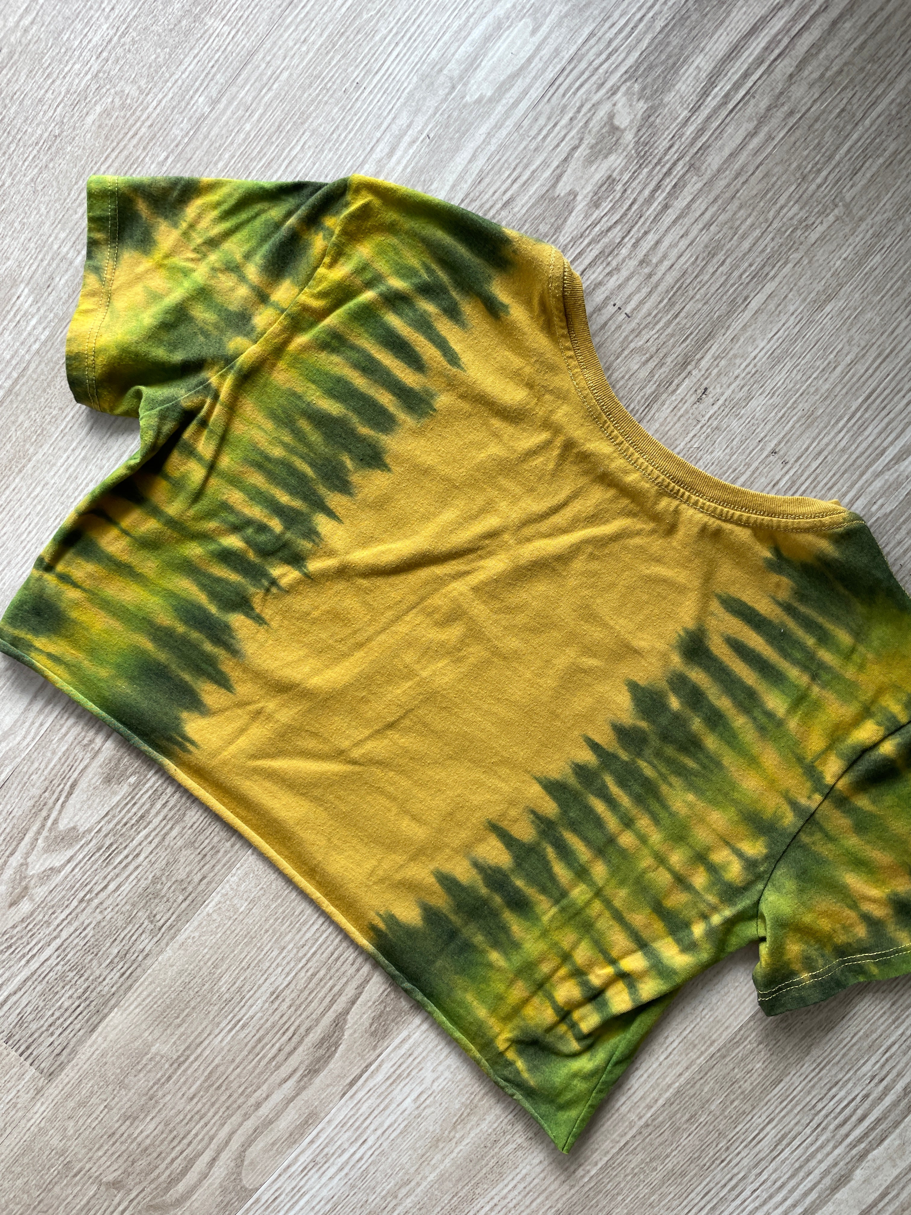 XL Women’s Cacti and Desert Plants Handmade Tie Dye Crop Top | One-Of-a-Kind Yellow and Green Pleated Short Sleeve Cropped T-Shirt