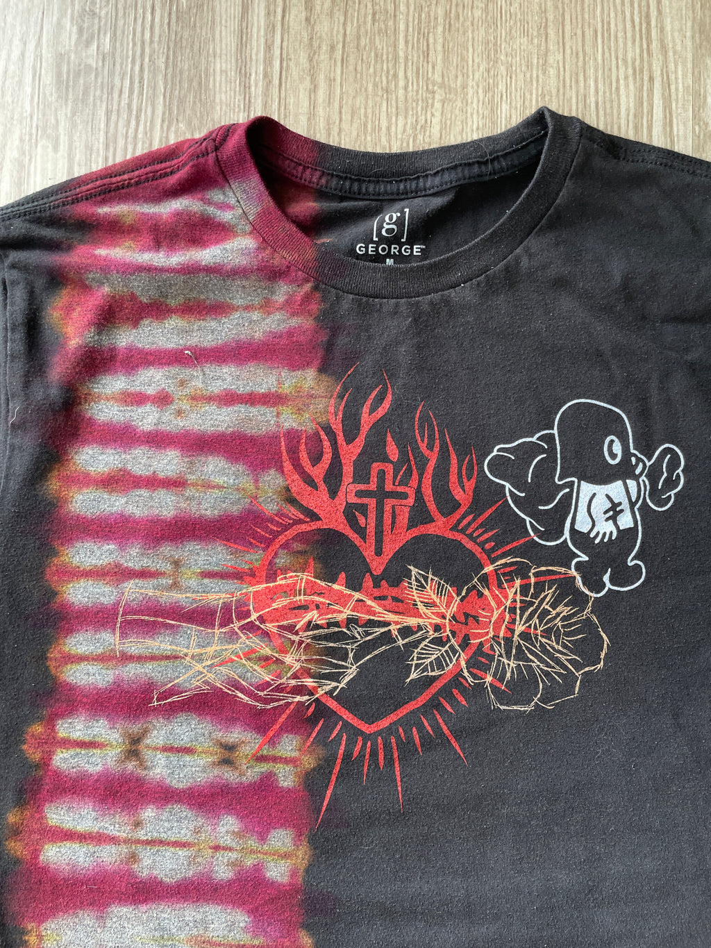 MEDIUM Men’s Actual Garbage Tie Dye Short Sleeve T-Shirt | One-Of-a-Kind Upcycled Black and Red Pleated Top