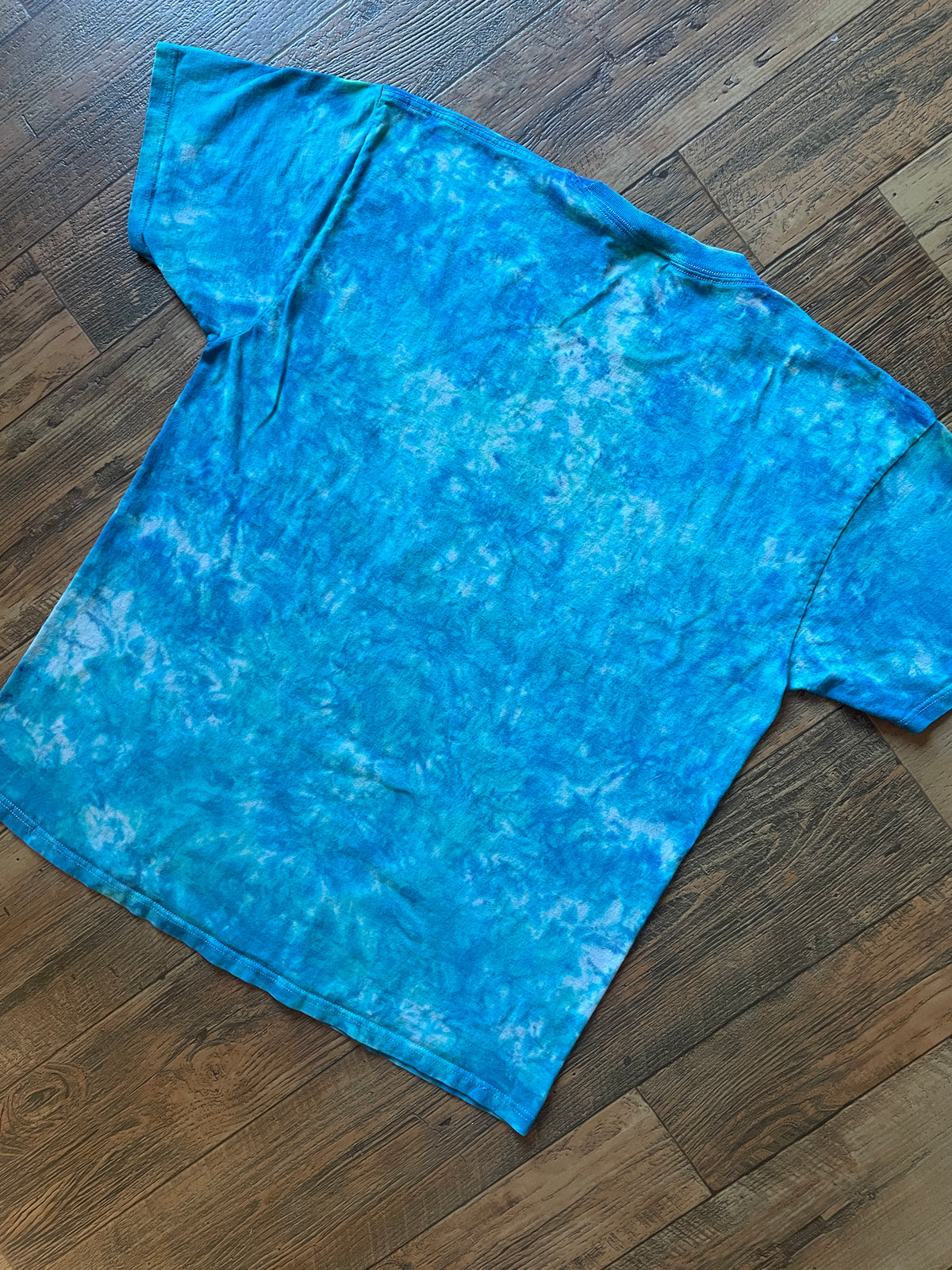 Santa Cruz Skateboarding Blue and White Tie Dye Short Sleeve T-Shirt | Men's XL