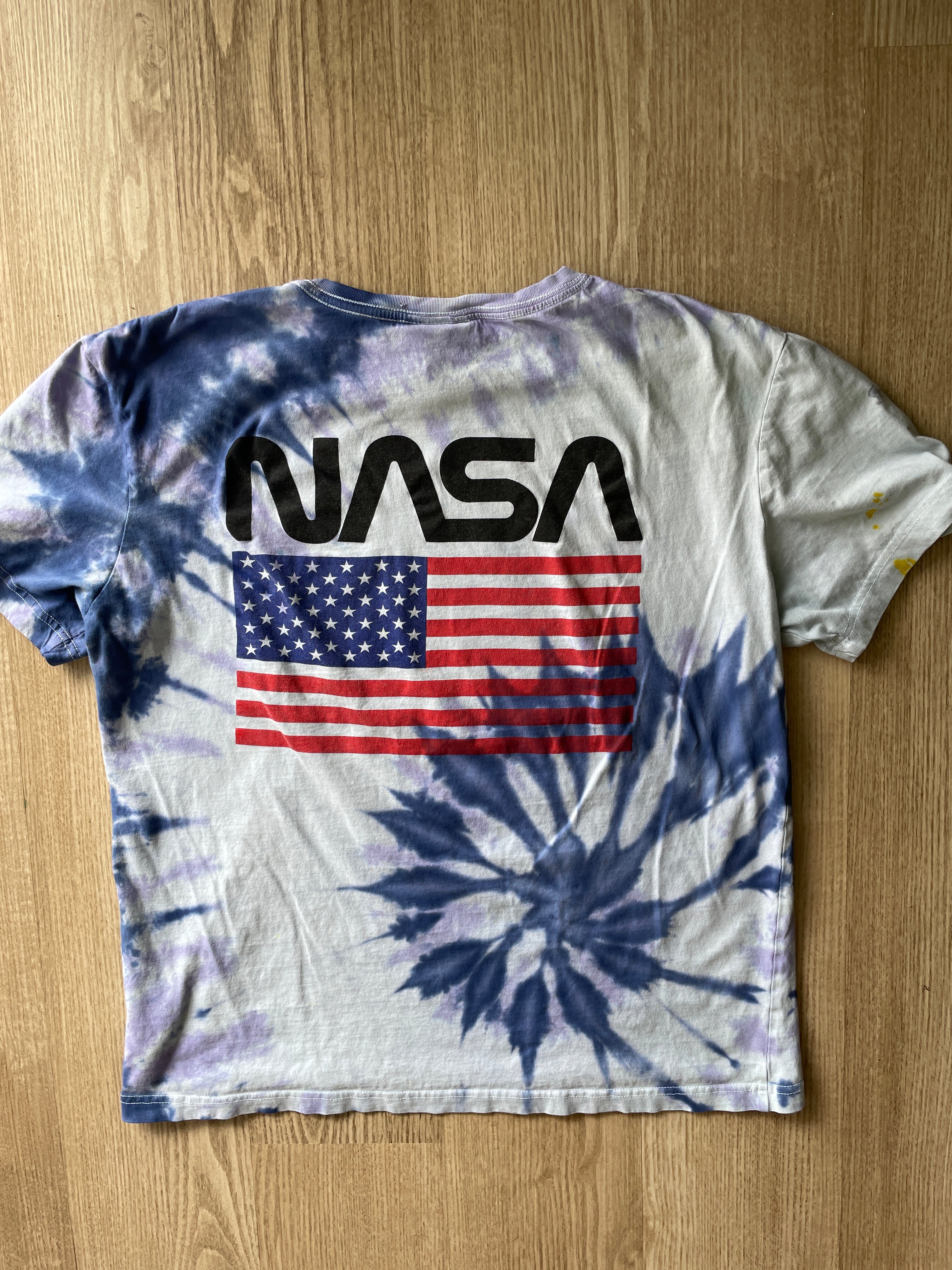 MEDIUM Men’s NASA USA Flag Handmade Tie Dye T-Shirt | One-of-a-Kind Purple and Blue Spiral Short Sleeve Top