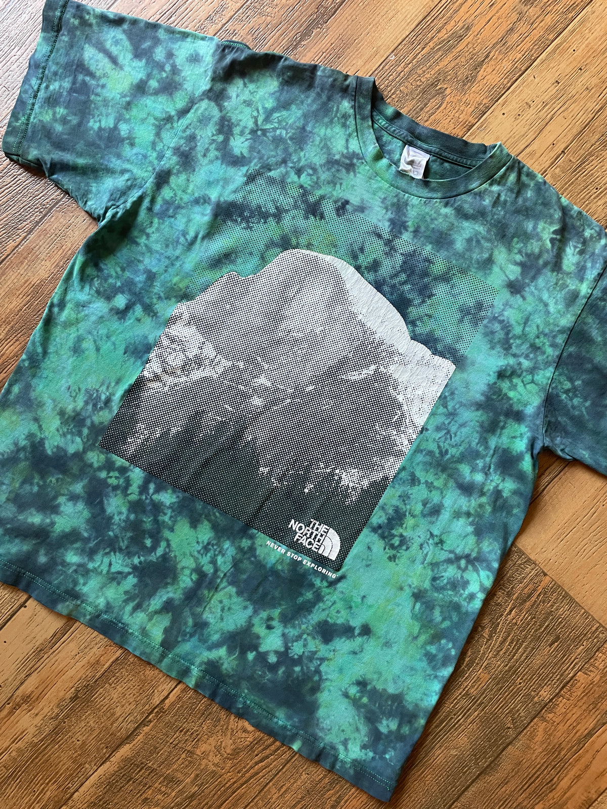 The North Face Half Dome Green and Black Tie Dye Short Sleeve T-Shirt | Men's XL