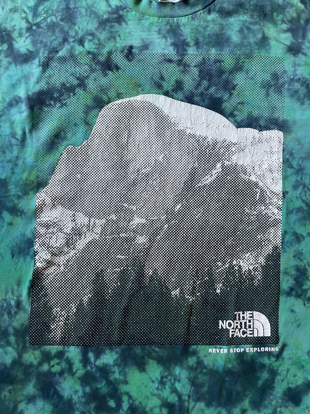 The North Face Half Dome Green and Black Tie Dye Short Sleeve T-Shirt | Men's XL