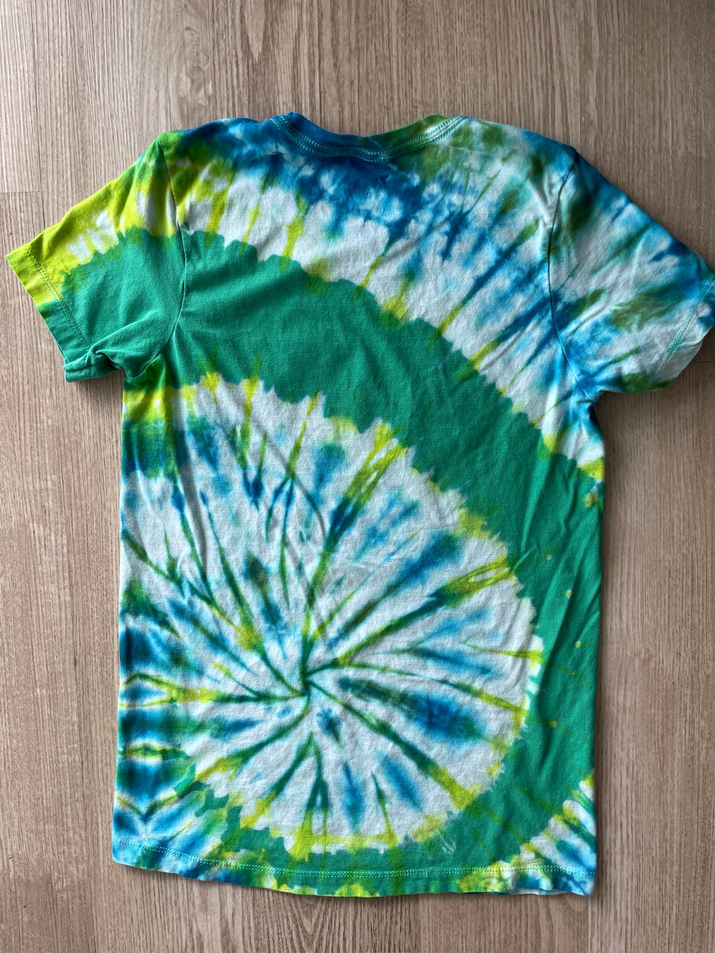 SMALL Men's Sprite Handmade Reverse Tie Dye T-Shirt | One-Of-a-Kind Green, White, and Blue Spiral Short Sleeve