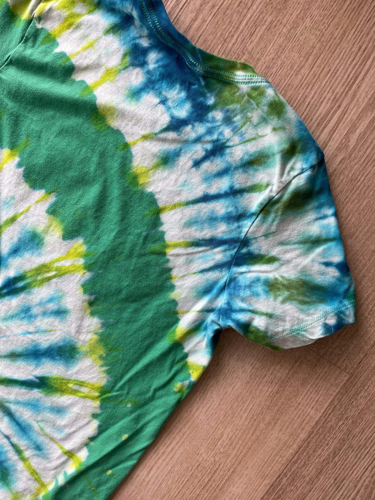 SMALL Men's Sprite Handmade Reverse Tie Dye T-Shirt | One-Of-a-Kind Green, White, and Blue Spiral Short Sleeve