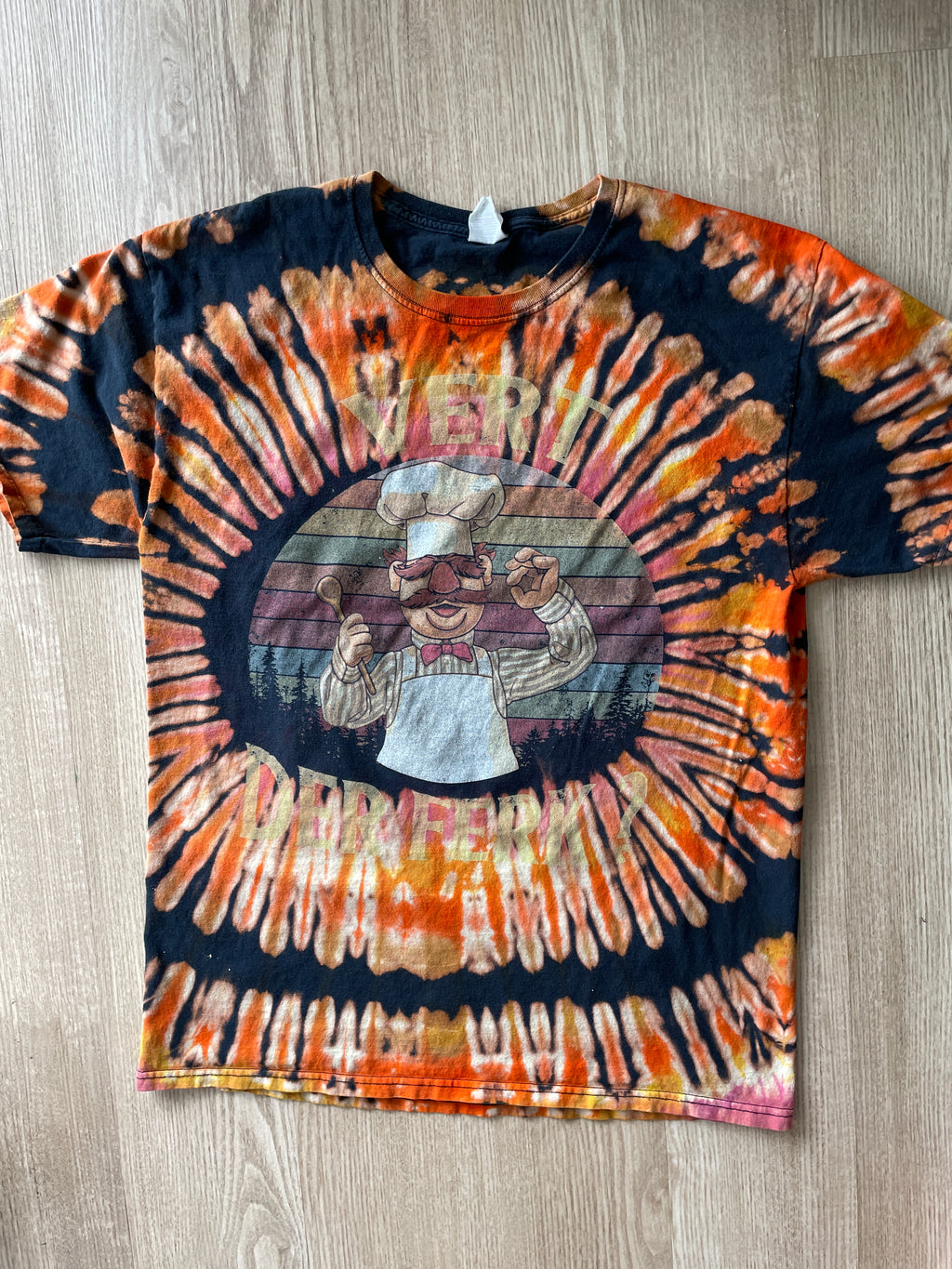 LARGE Men’s WTF Vert Der Ferk? Reverse Tie Dye Short Sleeve T-Shirt | One-Of-a-Kind Upcycled Black and Orange Pleated Top