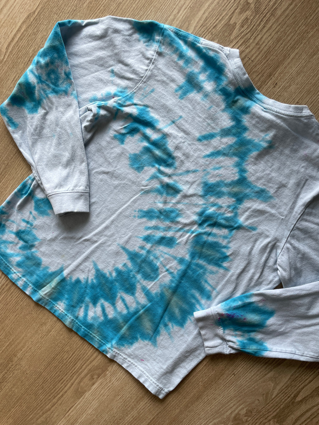 MEDIUM Men's Desert Cactus Tie Dye Long Sleeve T-Shirt | One-Of-a-Kind Blue and White Spiral Short Sleeve