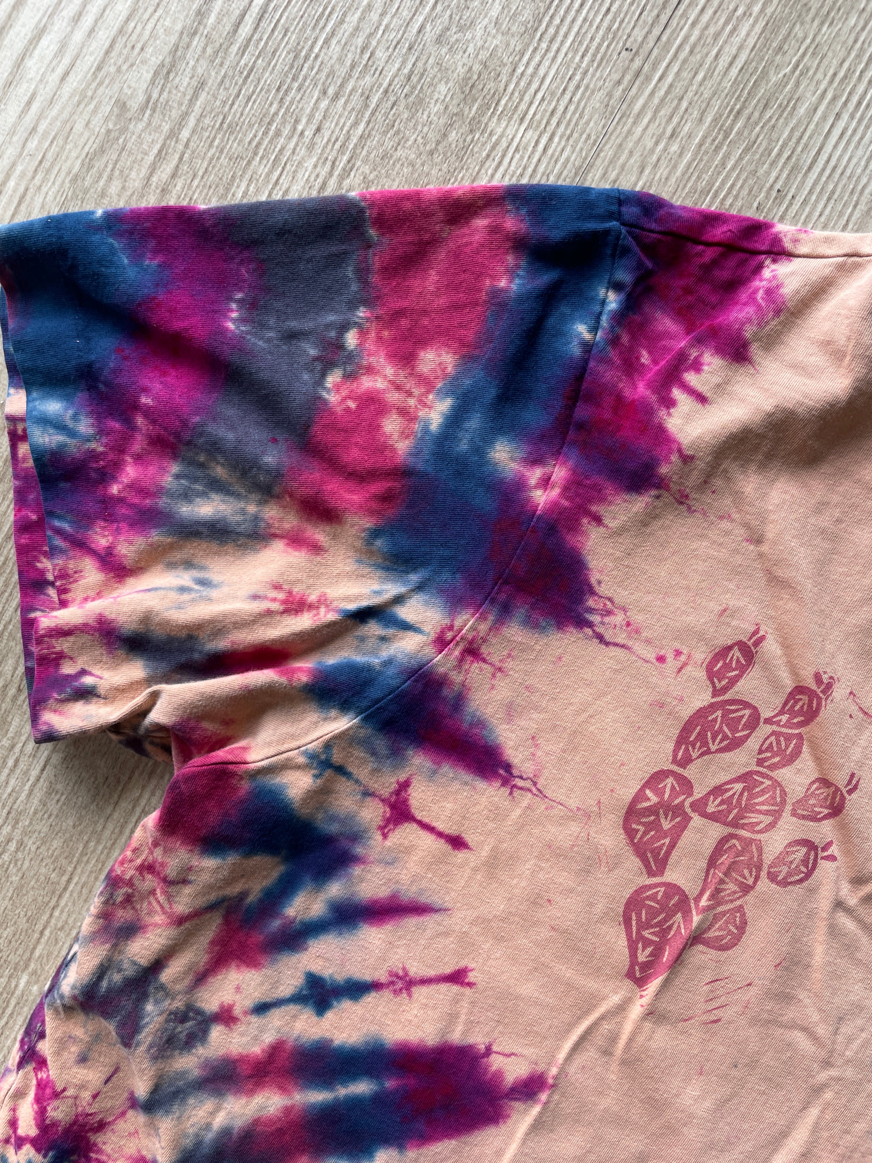 LARGE Men's Prickly Pear Cactus Tie Dye T-Shirt | One-Of-a-Kind Pink and Purple Spiral Short Sleeve