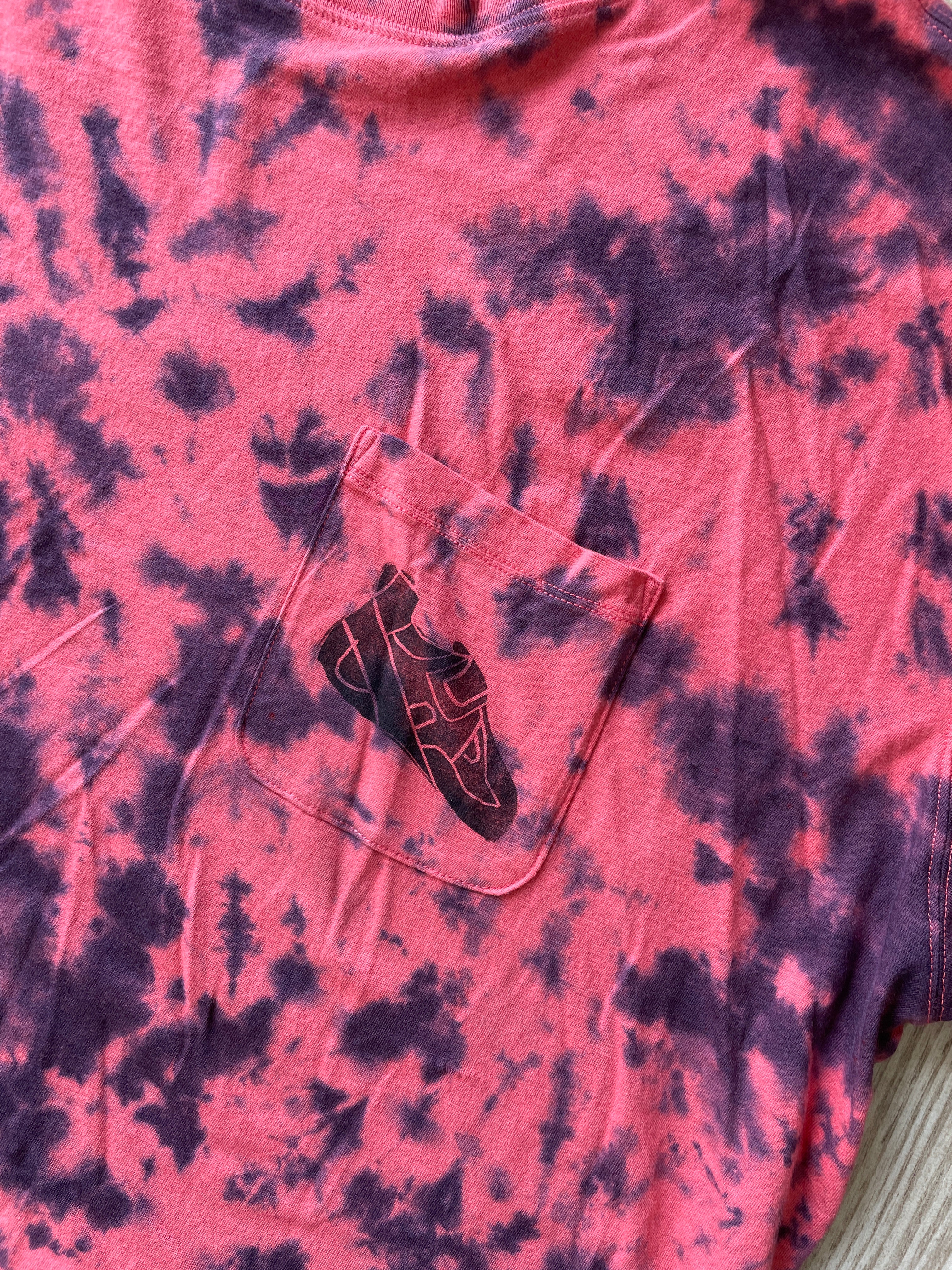 XL Women’s Climbing Shoe Handmade Tie Dyed Crop Top | One-Of-a-Kind Red and Black Cropped Short Sleeve T-Shirt