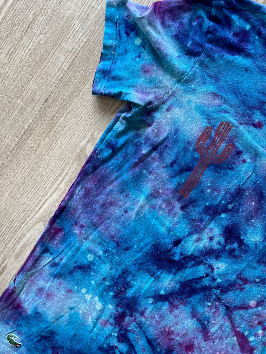 MEDIUM Men's Saguaro Cactus Galaxy Tie Dye T-Shirt | One-Of-a-Kind Blue and Purple Crumpled Short Sleeve