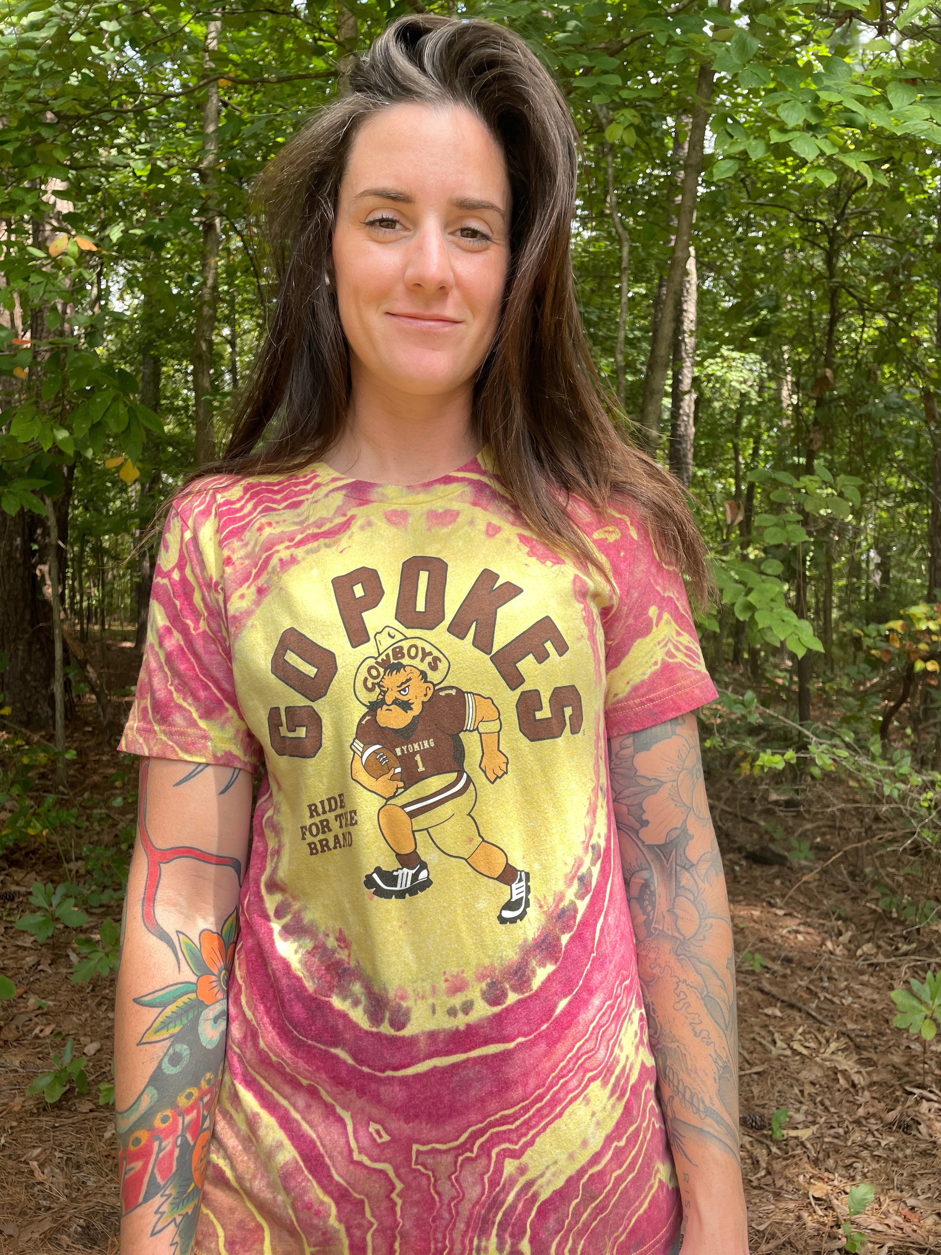 University of Wyoming Go Pokes Short Sleeve Geode Tie Dye T-Shirt (Men's Medium)