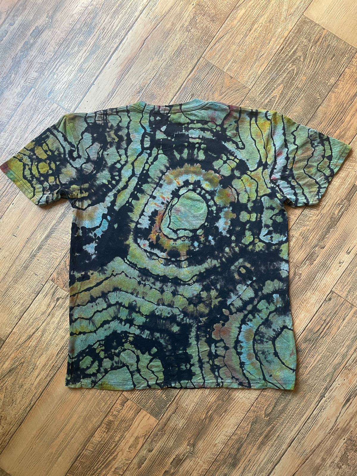 Halloween Pumpkin Pinball Reverse Tie Dye Short Sleeve T-Shirt | Men's Large