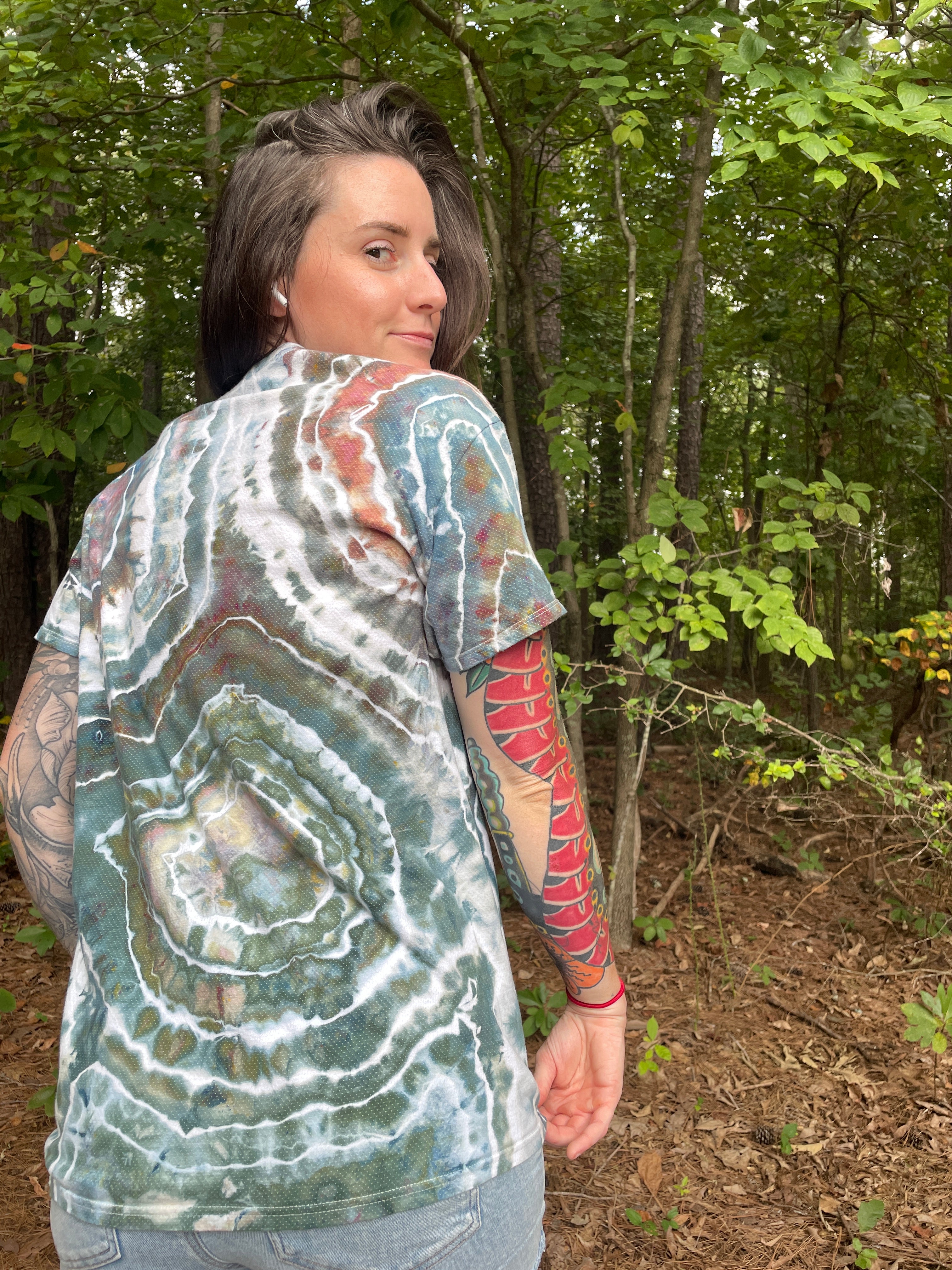 Men's Large Peace Sign Short Sleeve Blue and White Geode Tie Dye T-Shirt