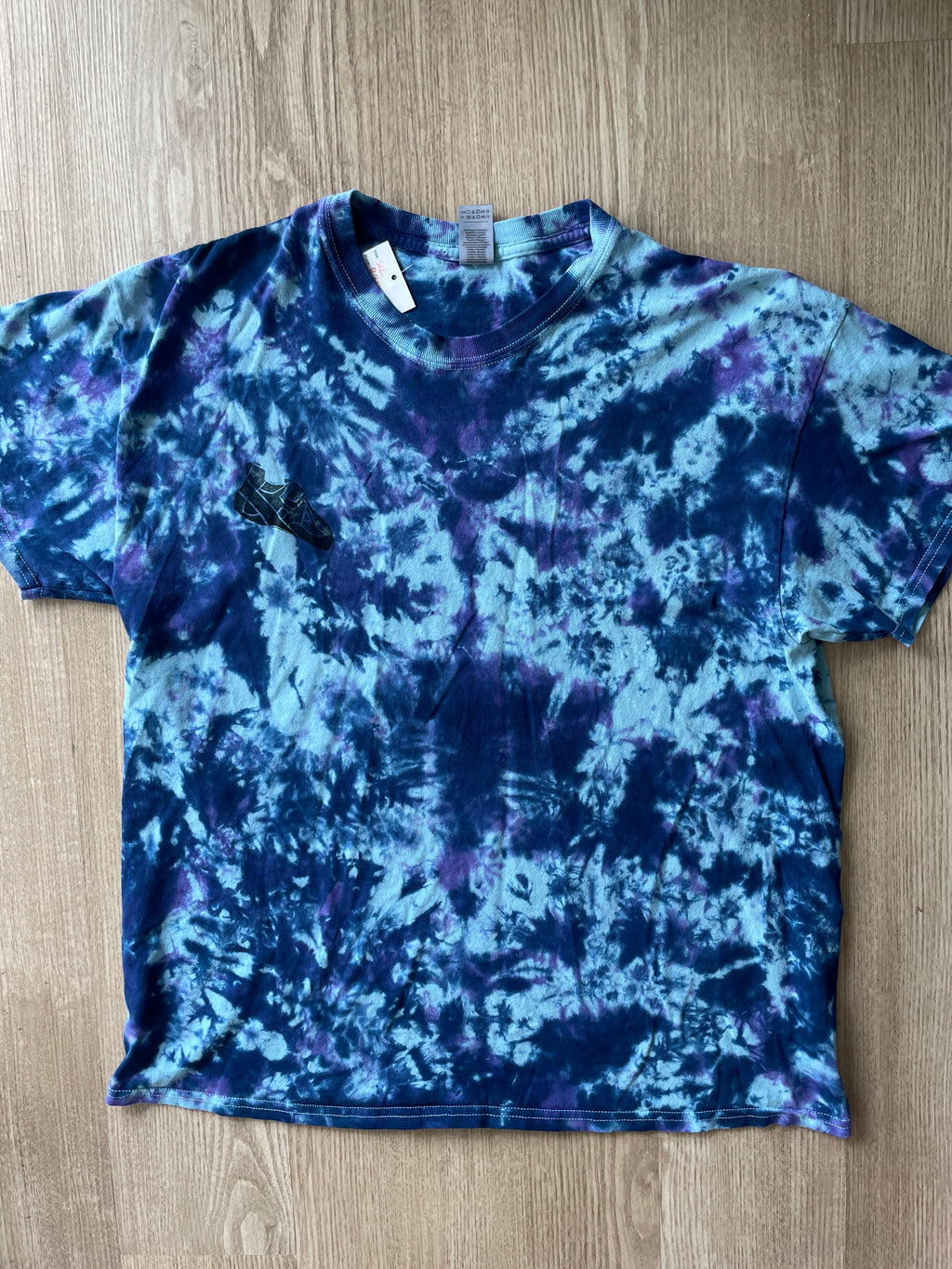 XL Men’s Climbing Shoe Tie Dye T-Shirt | One-Of-a-Kind Blue and Purple Crumpled Short Sleeve
