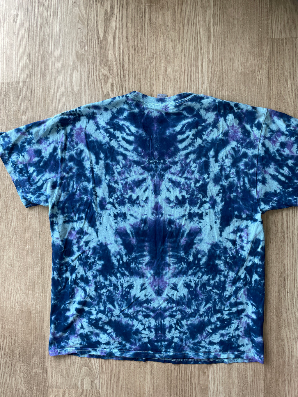 XL Men’s Climbing Shoe Tie Dye T-Shirt | One-Of-a-Kind Blue and Purple Crumpled Short Sleeve