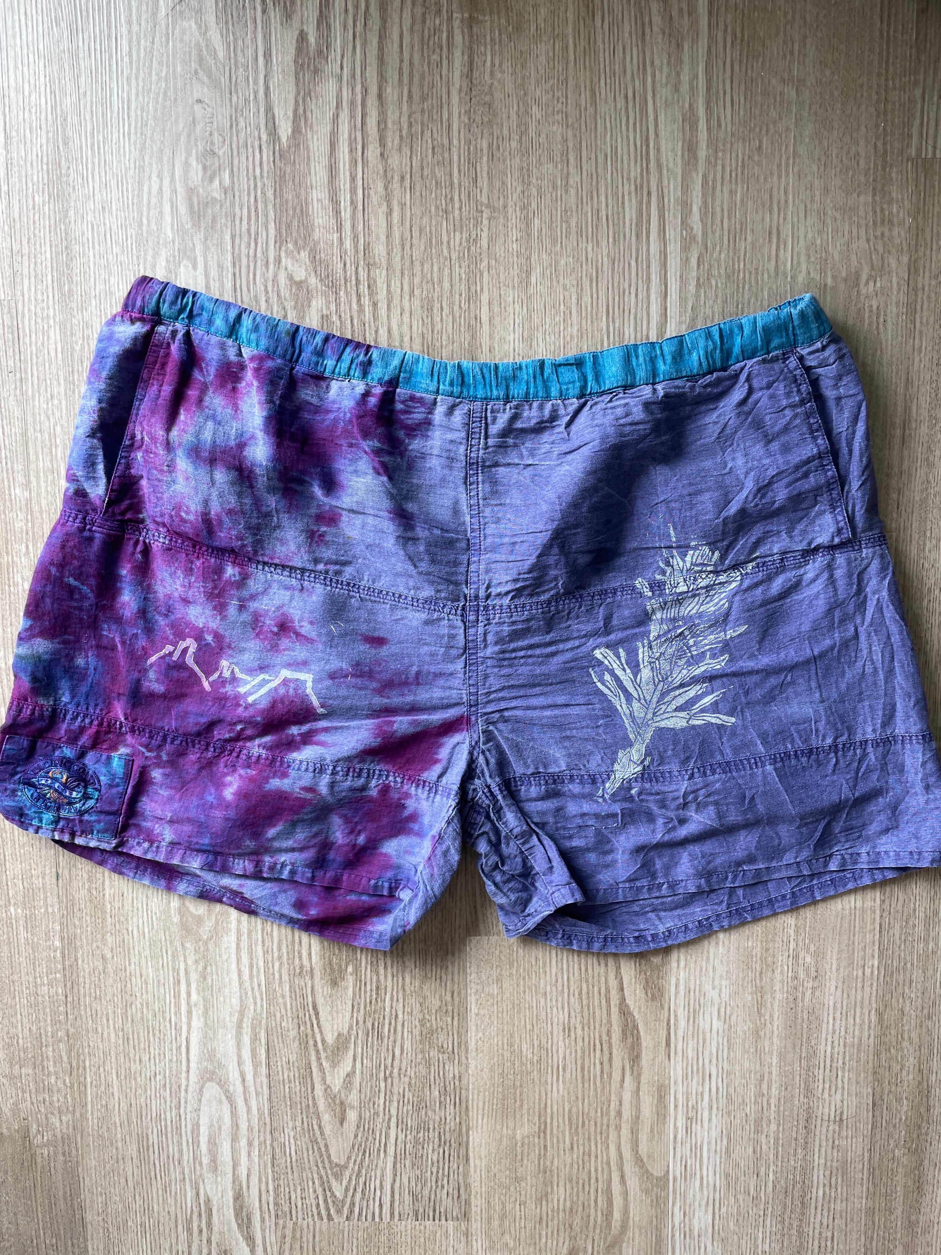 2XL Men’s Pacific Coast Highway Tie Dye Vintage Chino Shorts | One-Of-a-Kind Upcycled Blue and Purple Crumpled Casual Shorts