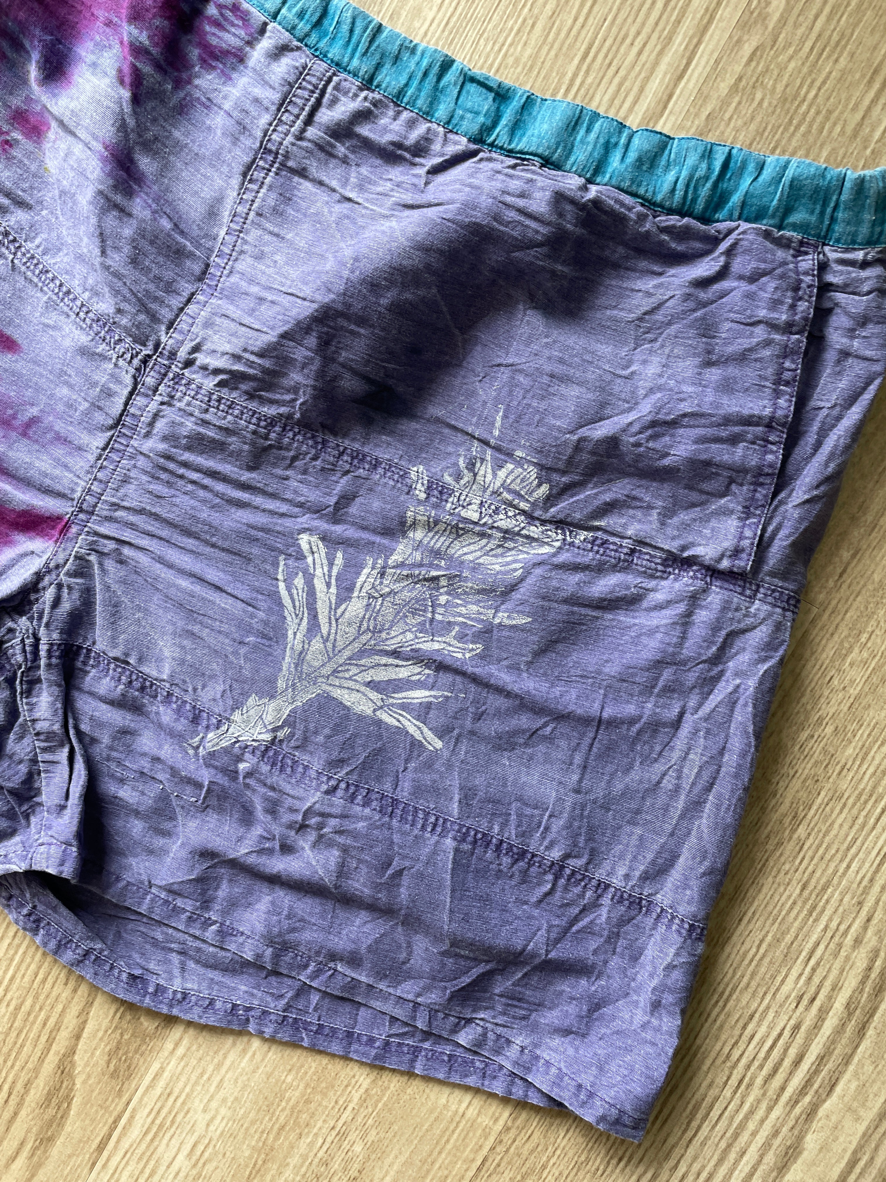 2XL Men’s Pacific Coast Highway Tie Dye Vintage Chino Shorts | One-Of-a-Kind Upcycled Blue and Purple Crumpled Casual Shorts